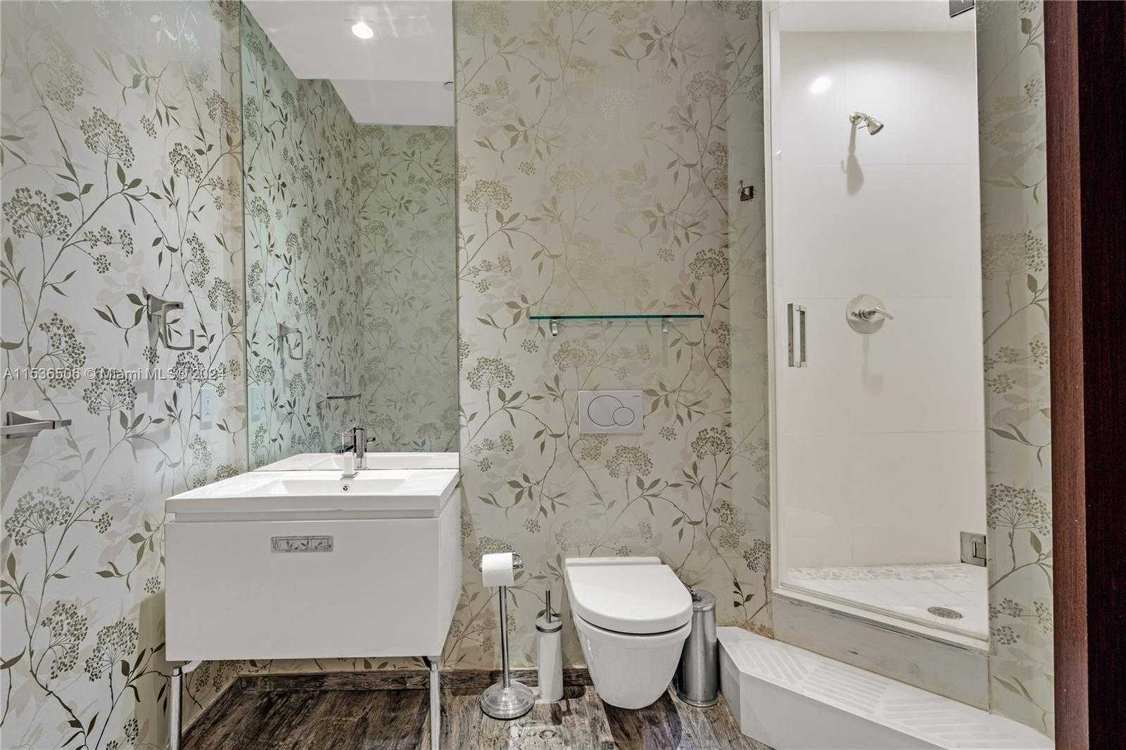 Small Image of 900 BRICKELL KEY BLVD #1002, Miami Number 71