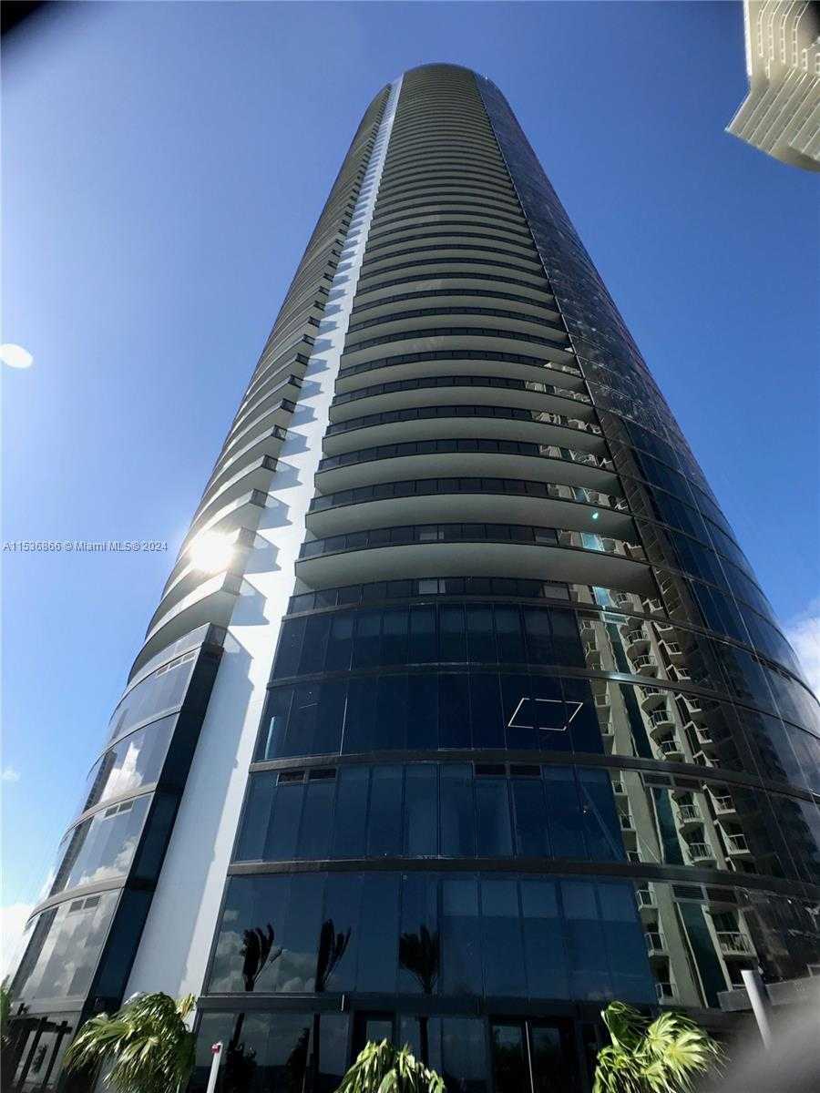 Small Image of 18555 Collins Ave, Sunny Isles Beach, FL 33160, USA Number 19