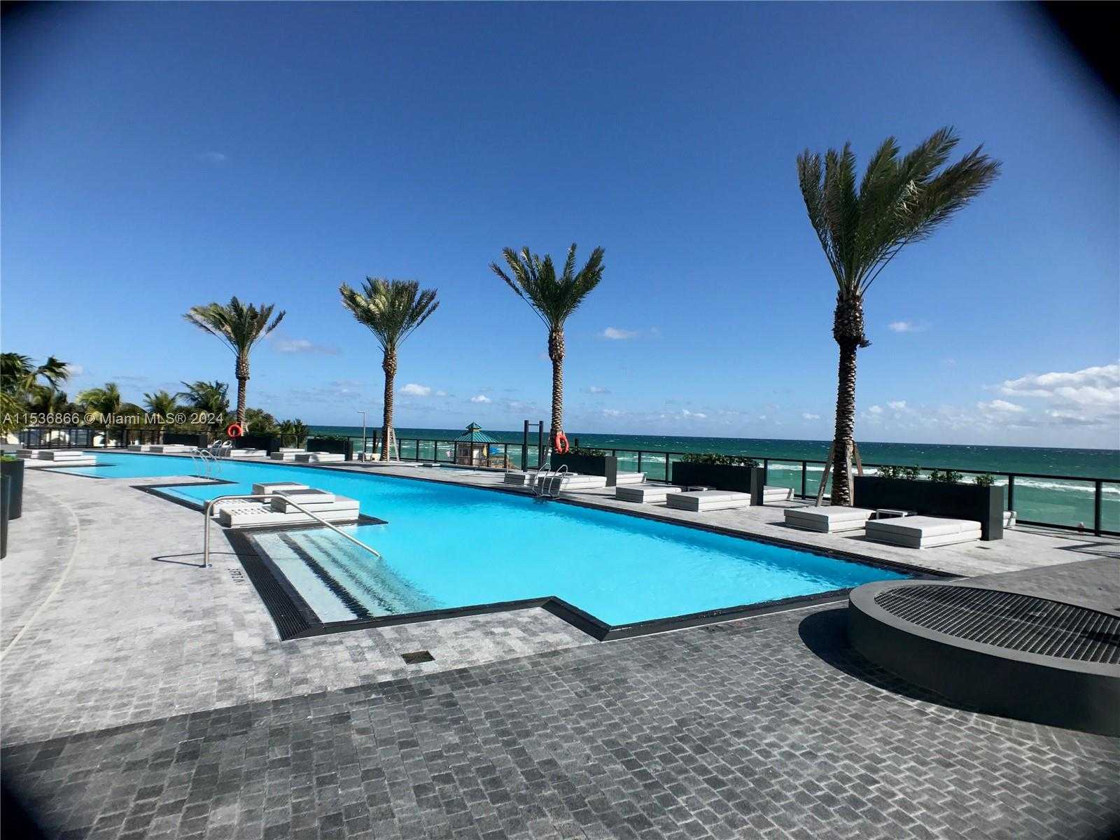Small Image of 18555 Collins Ave, Sunny Isles Beach, FL 33160, USA Number 21