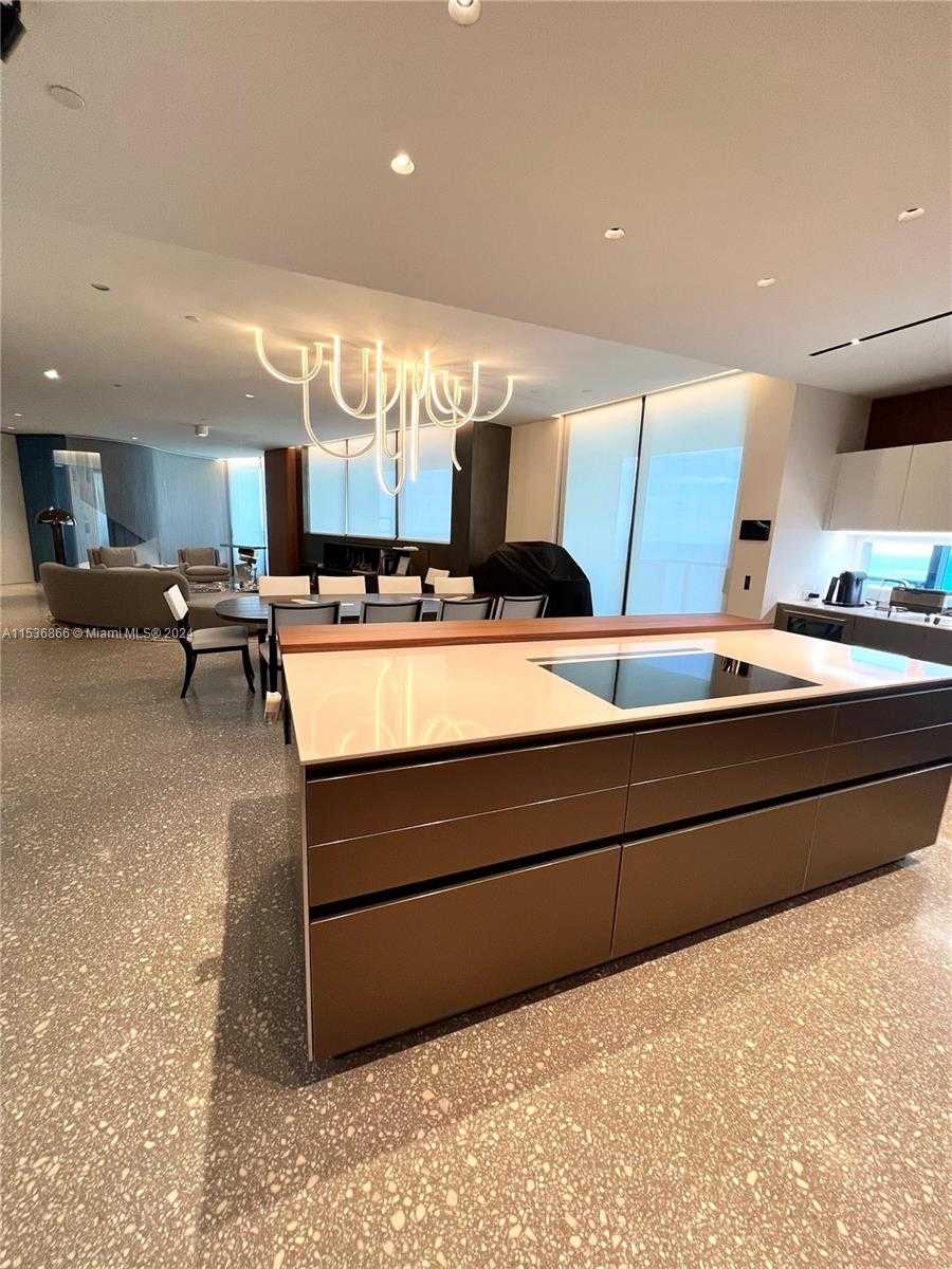 Small Image of 18555 Collins Ave, Sunny Isles Beach, FL 33160, USA Number 31