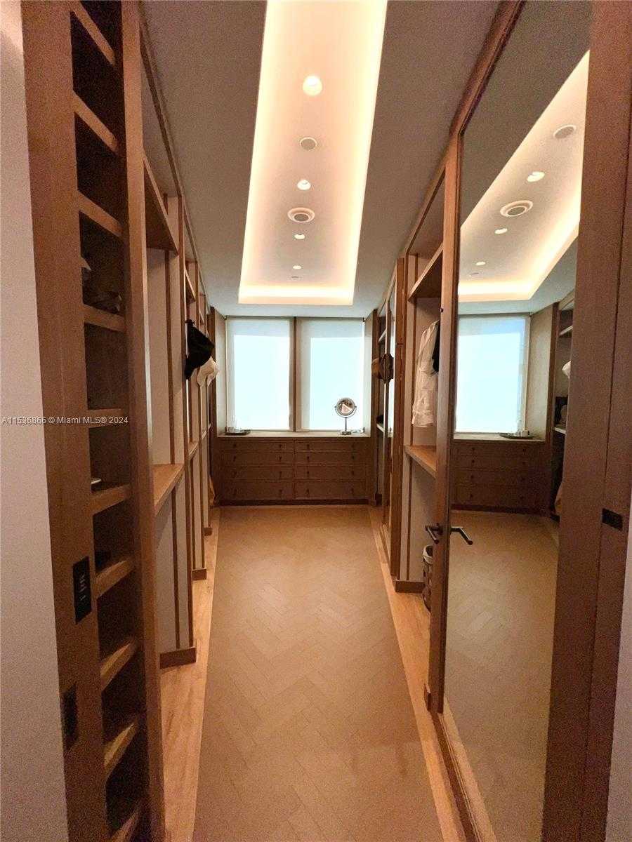 Small Image of 18555 Collins Ave, Sunny Isles Beach, FL 33160, USA Number 47