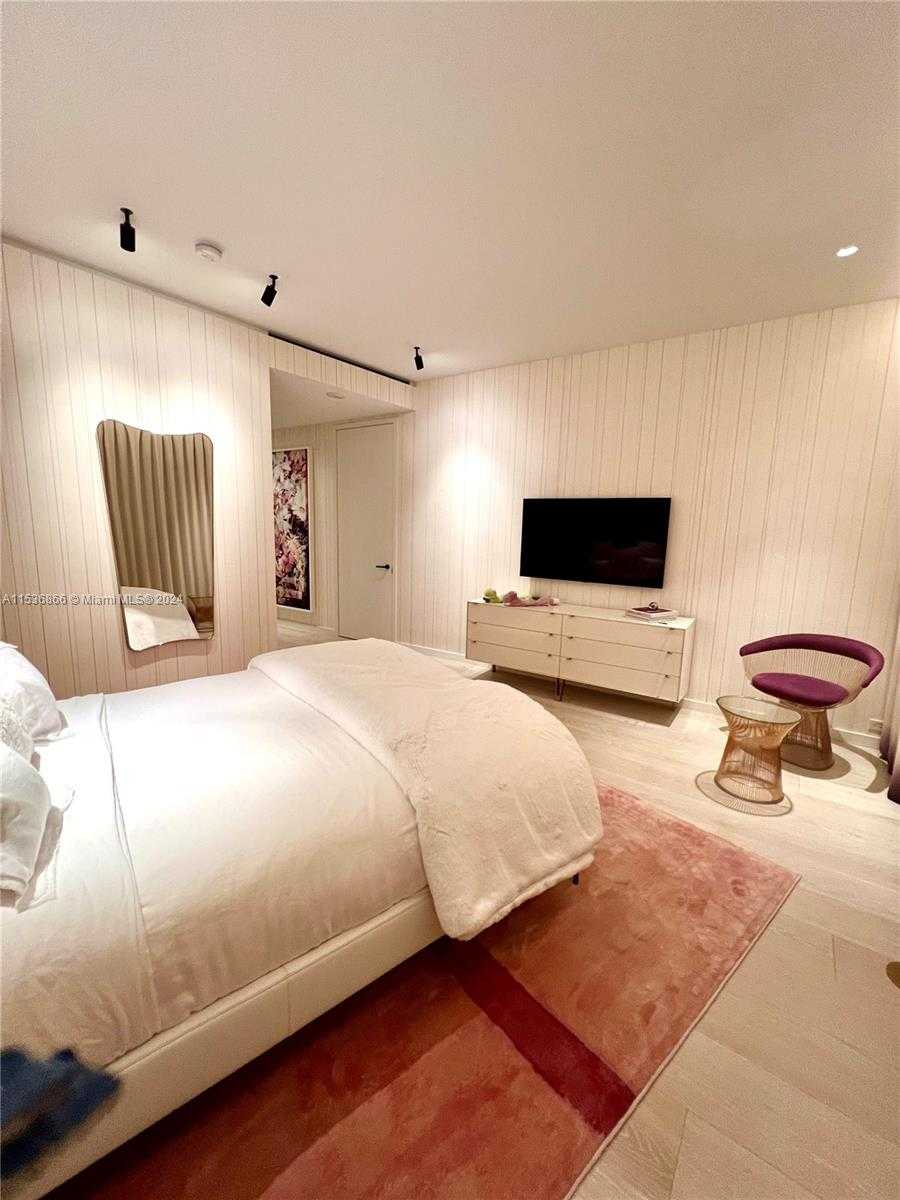 Small Image of 18555 Collins Ave, Sunny Isles Beach, FL 33160, USA Number 56