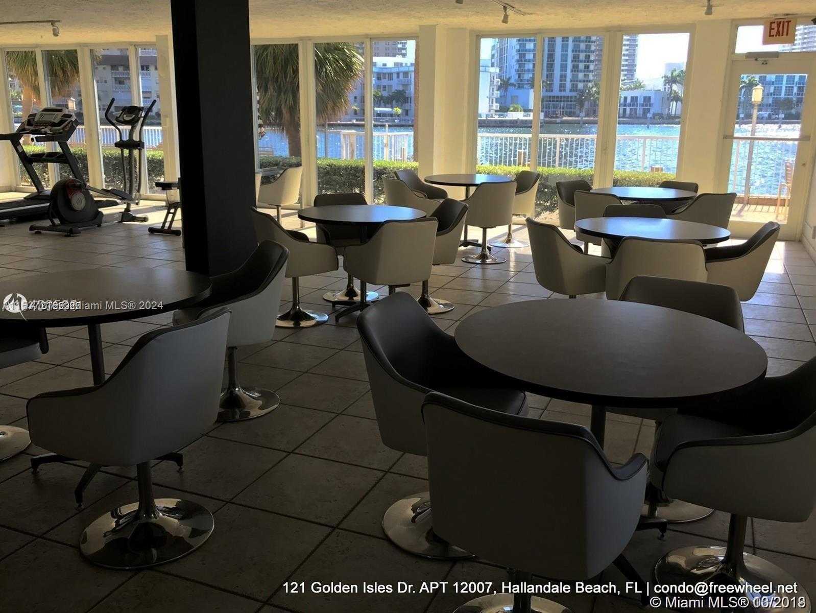 Small Image of 121 GOLDEN ISLES DR #407, Hallandale Beach Number 24