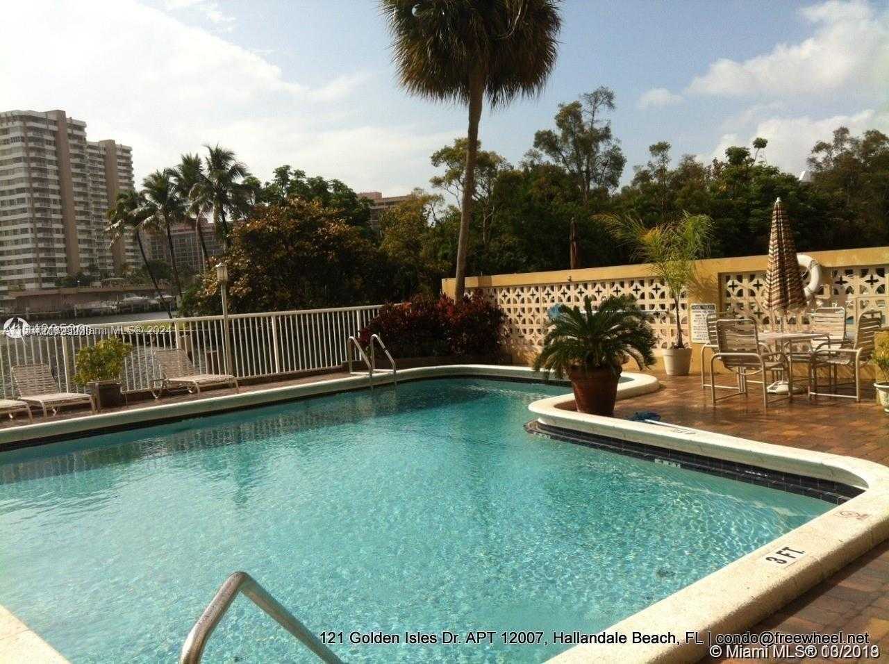 Small Image of 121 GOLDEN ISLES DR #407, Hallandale Beach Number 27