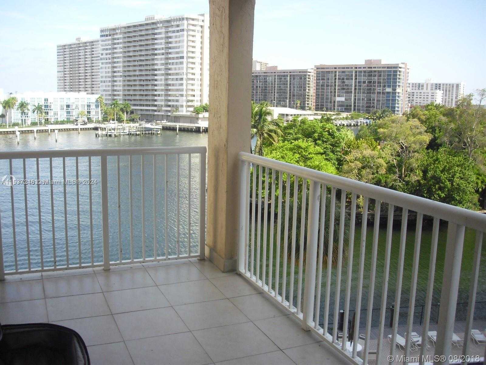 Small Image of 121 GOLDEN ISLES DR #407, Hallandale Beach Number 3
