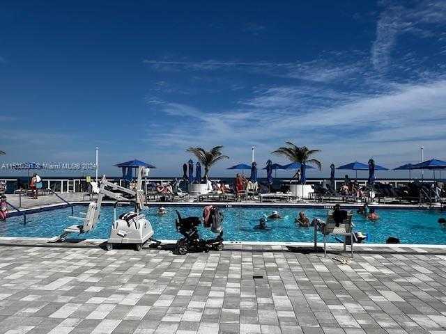 Small Image of 1904 SOUTH OCEAN DR #205, Hallandale Beach Number 3