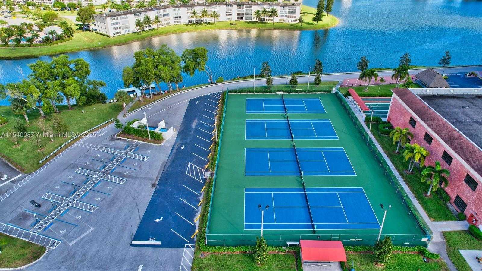 Small Image of 366 FANSHAW I #366, Boca Raton Number 13