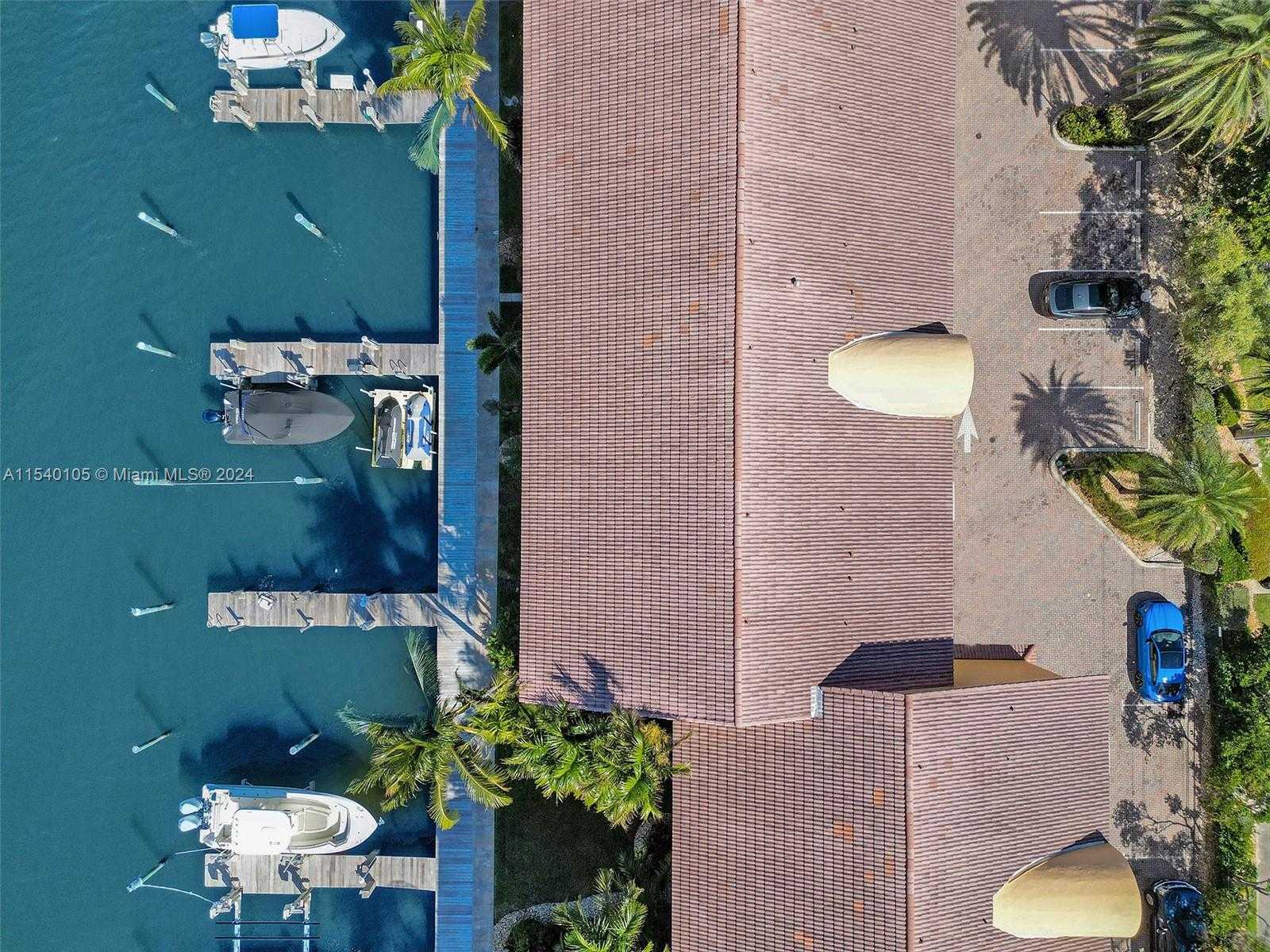 Small Image of 4212 NORTH OCEAN DR, Hollywood Number 17