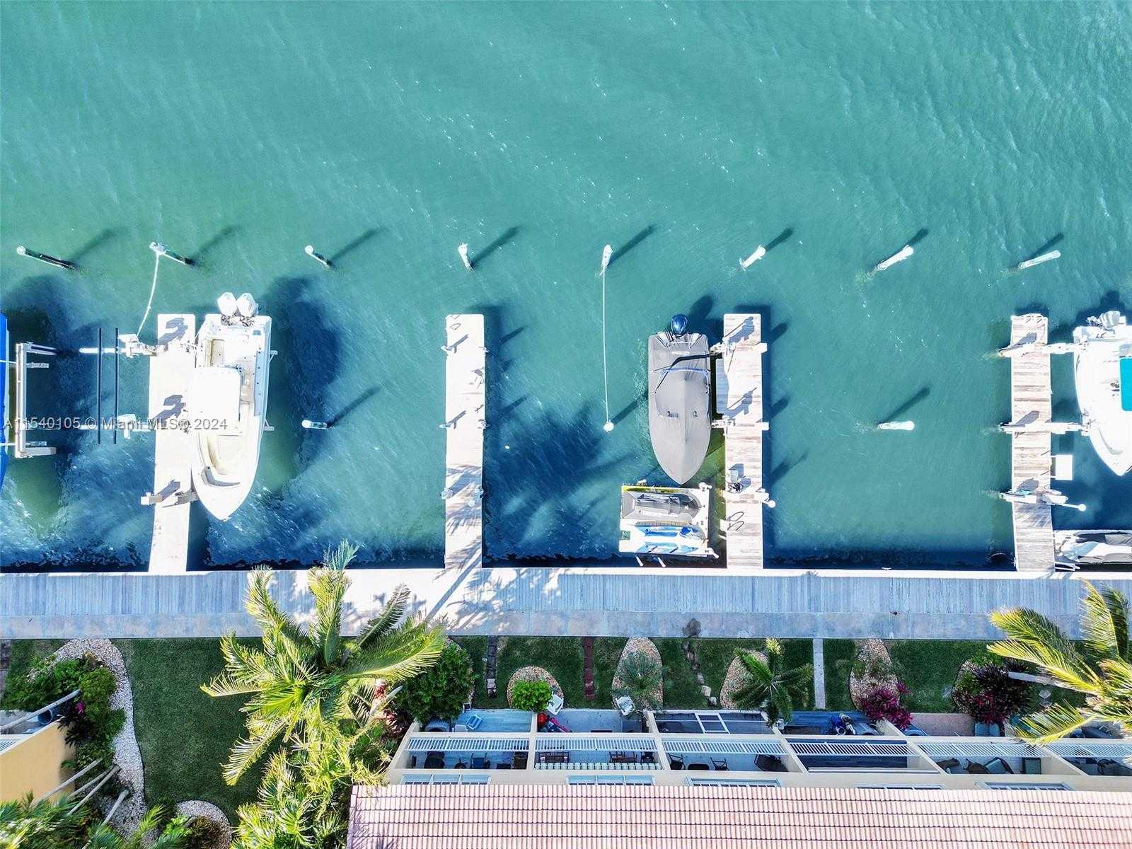 Small Image of 4212 NORTH OCEAN DR, Hollywood Number 18