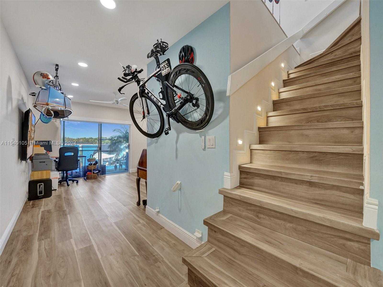 Small Image of 4212 NORTH OCEAN DR, Hollywood Number 33