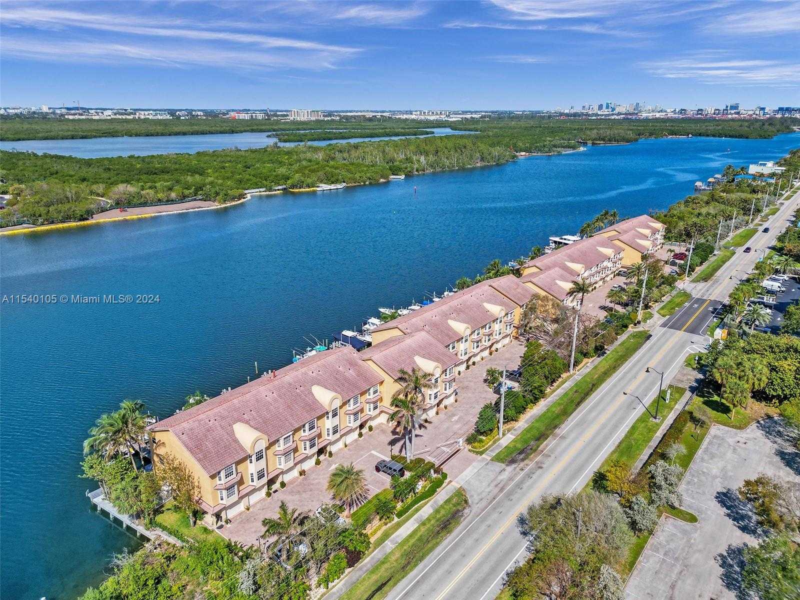 Small Image of 4212 NORTH OCEAN DR, Hollywood Number 4