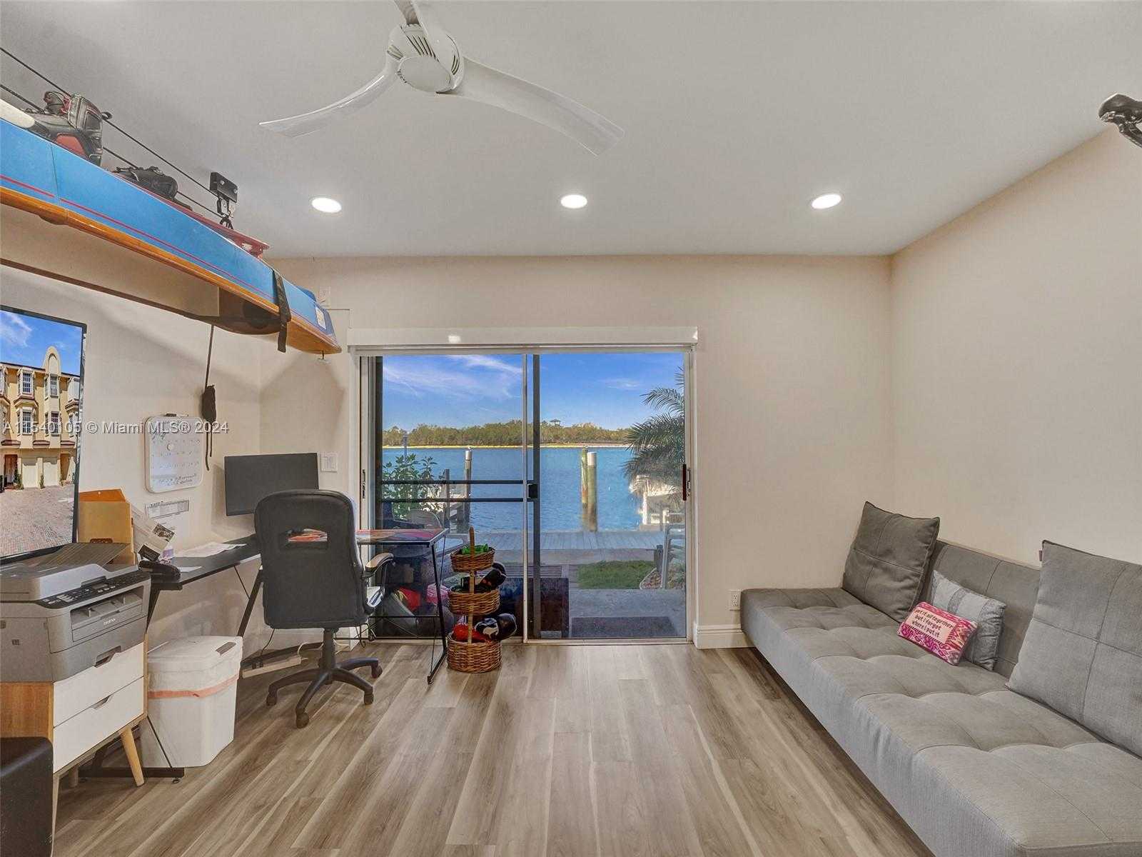 Small Image of 4212 NORTH OCEAN DR, Hollywood Number 42