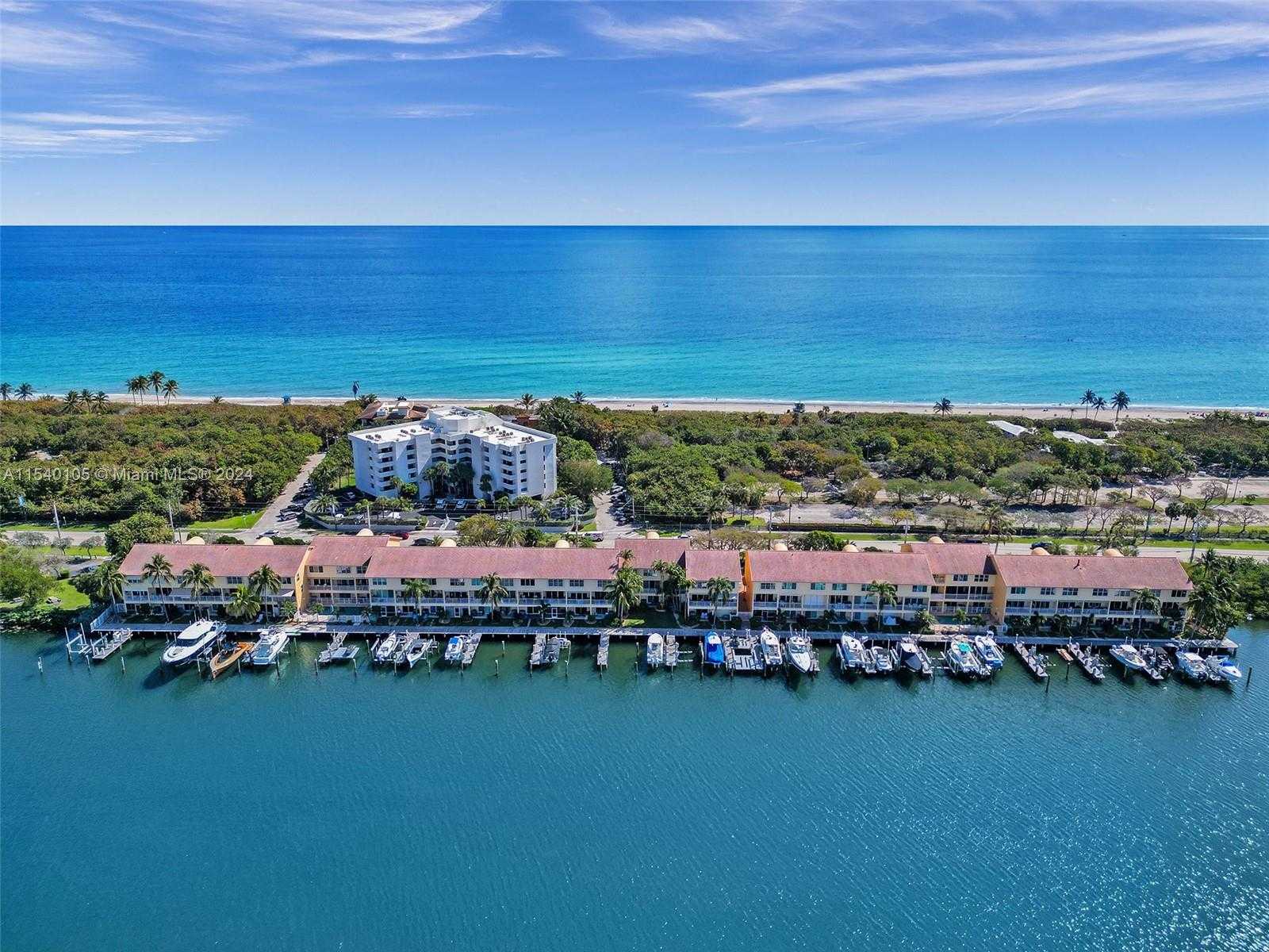 Small Image of 4212 NORTH OCEAN DR, Hollywood Number 7