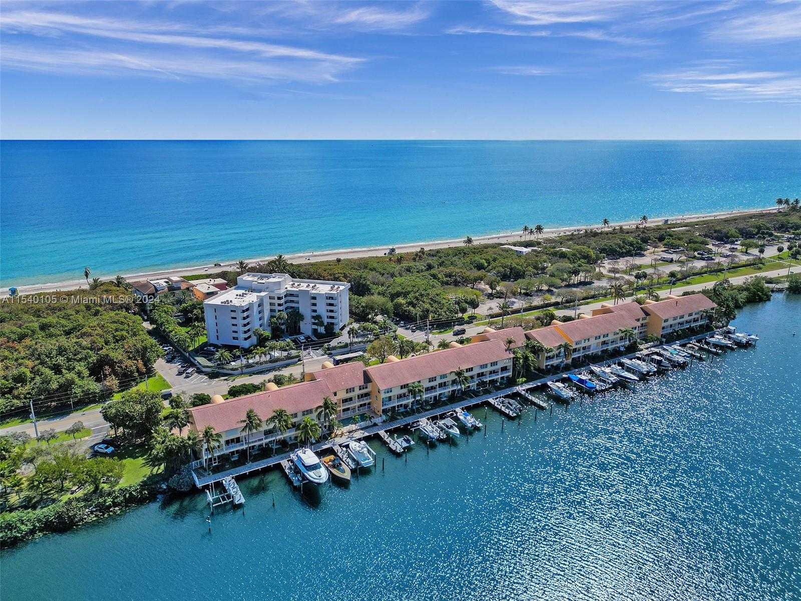 Small Image of 4212 NORTH OCEAN DR, Hollywood Number 8