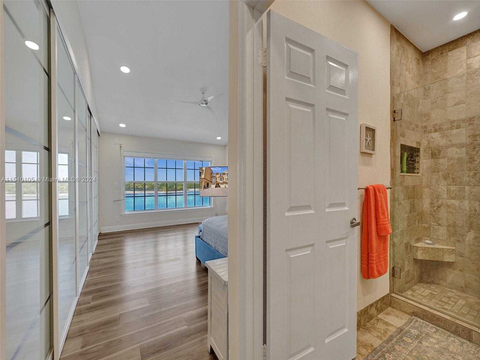 Small Image of 4212 NORTH OCEAN DR, Hollywood Number 88
