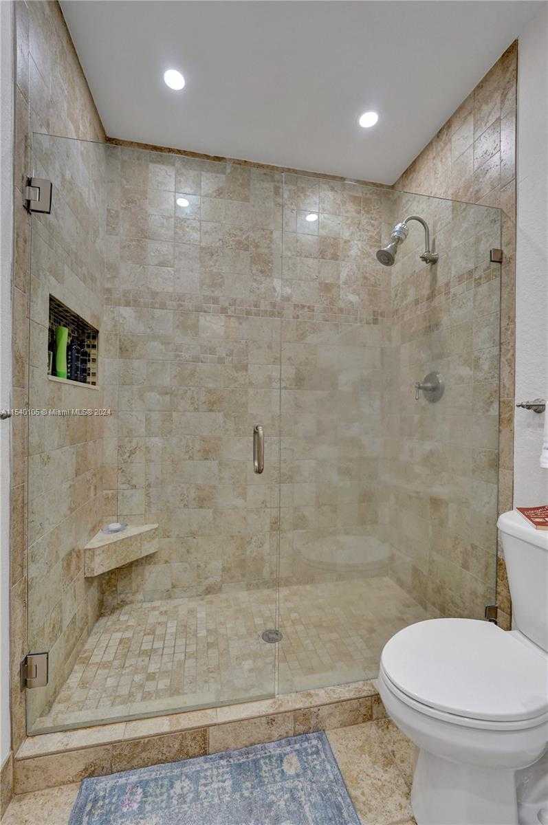 Small Image of 4212 NORTH OCEAN DR, Hollywood Number 90
