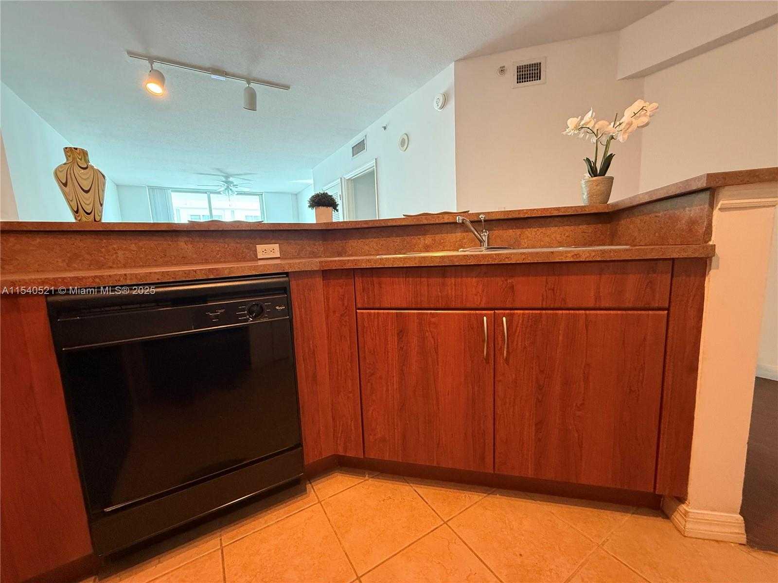 Small Image of 9201 COLLINS AVE #1023, Surfside Number 11