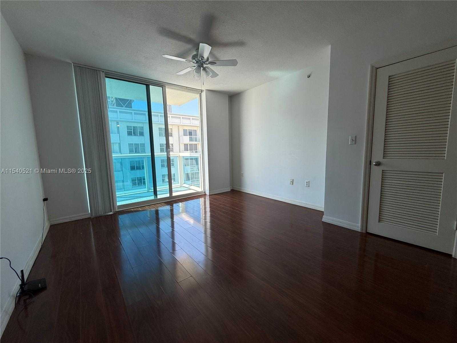 Small Image of 9201 COLLINS AVE #1023, Surfside Number 4