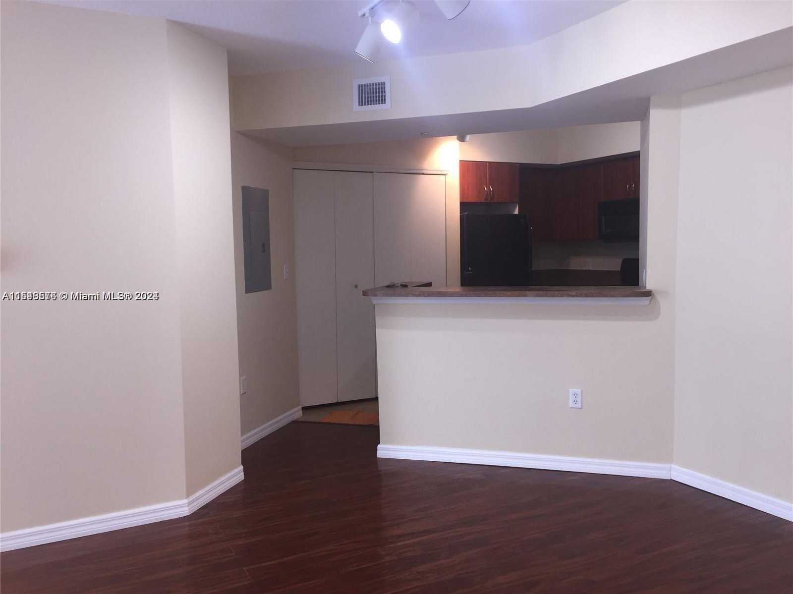 Small Image of 9201 COLLINS AVE #724, Surfside Number 3
