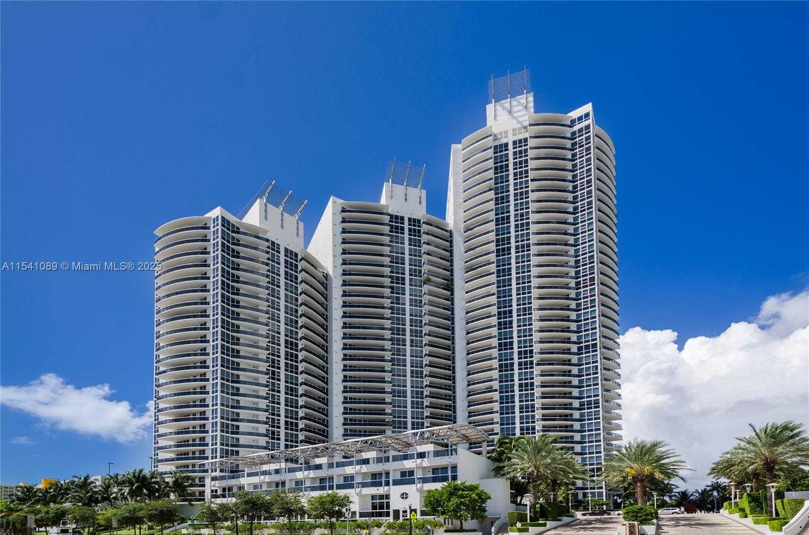 Small Image of 400 ALTON RD #TH-1A, Miami Beach Number 26