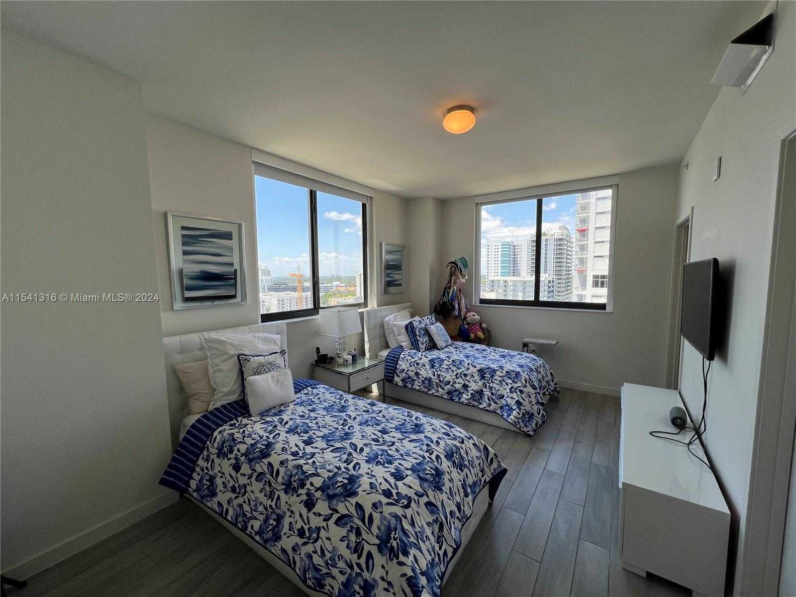 Small Image of 999 SOUTH WEST 1ST AVE #1504, Miami Number 10