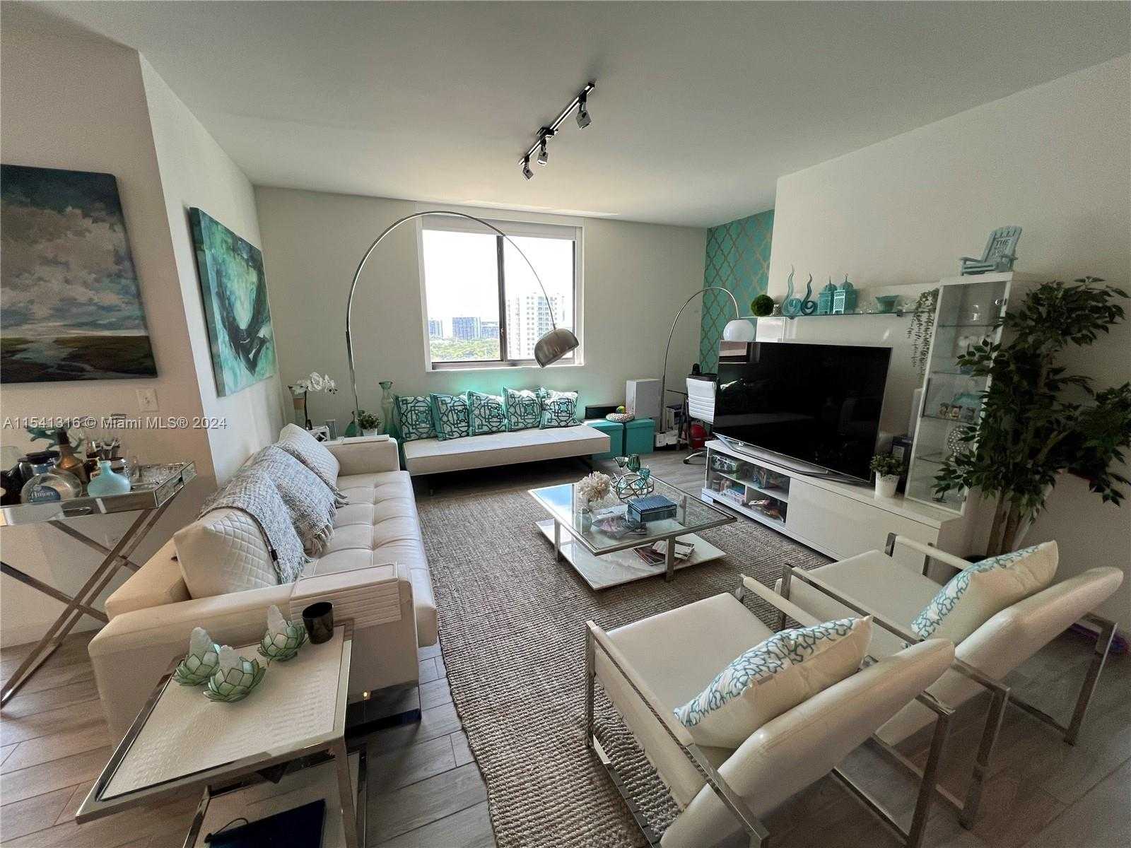 Small Image of 999 SOUTH WEST 1ST AVE #1504, Miami Number 6