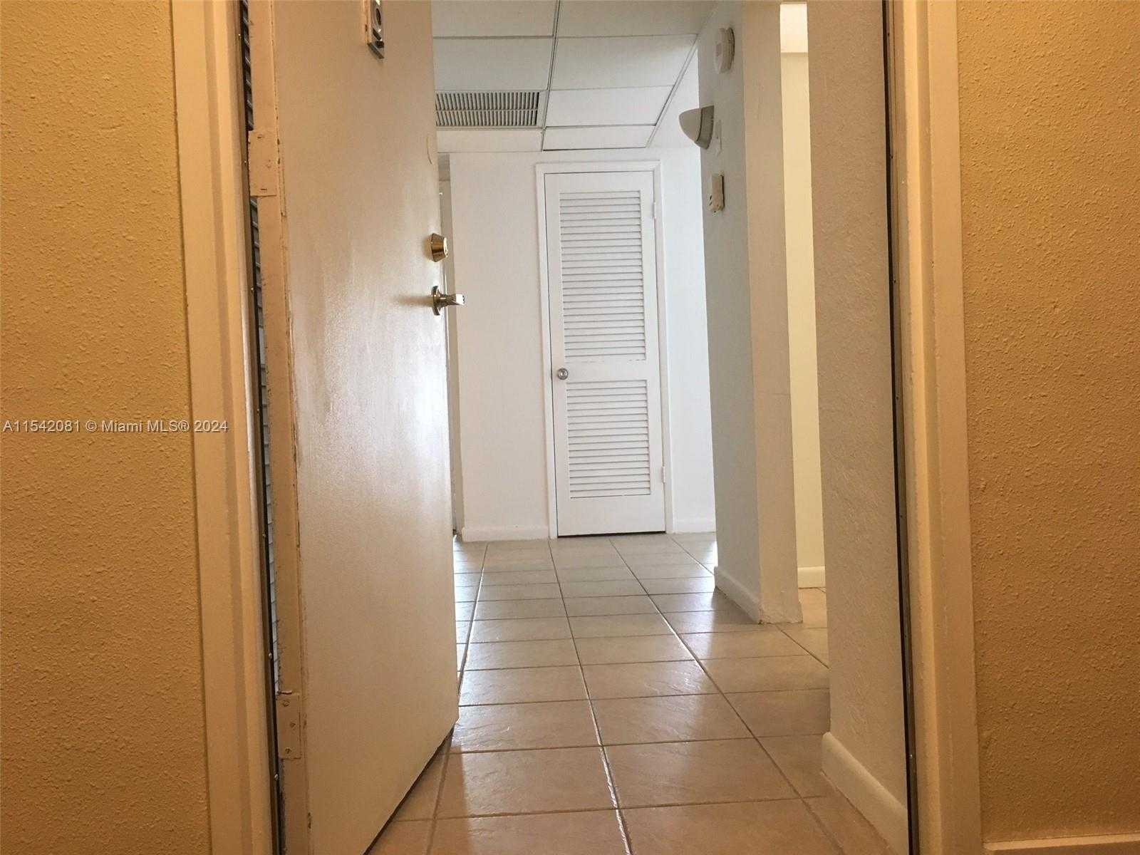 Small Image of 19380 COLLINS AVE #1515, Sunny Isles Beach Number 13