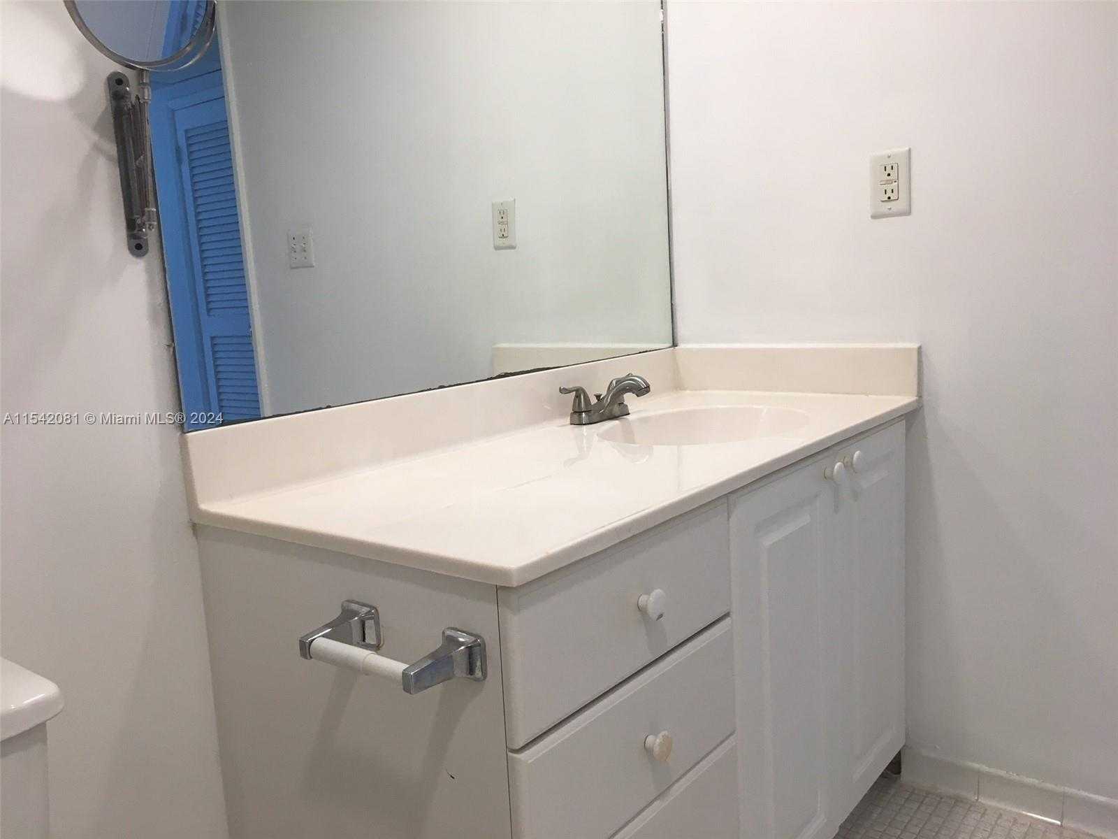 Small Image of 19380 COLLINS AVE #1515, Sunny Isles Beach Number 18