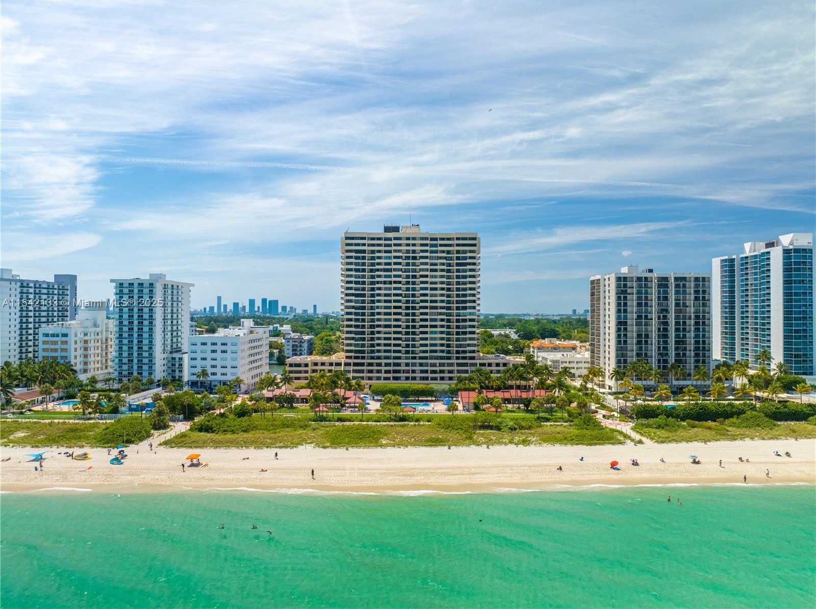 Small Image of 2555 COLLINS AVE #506, Miami Beach Number 28