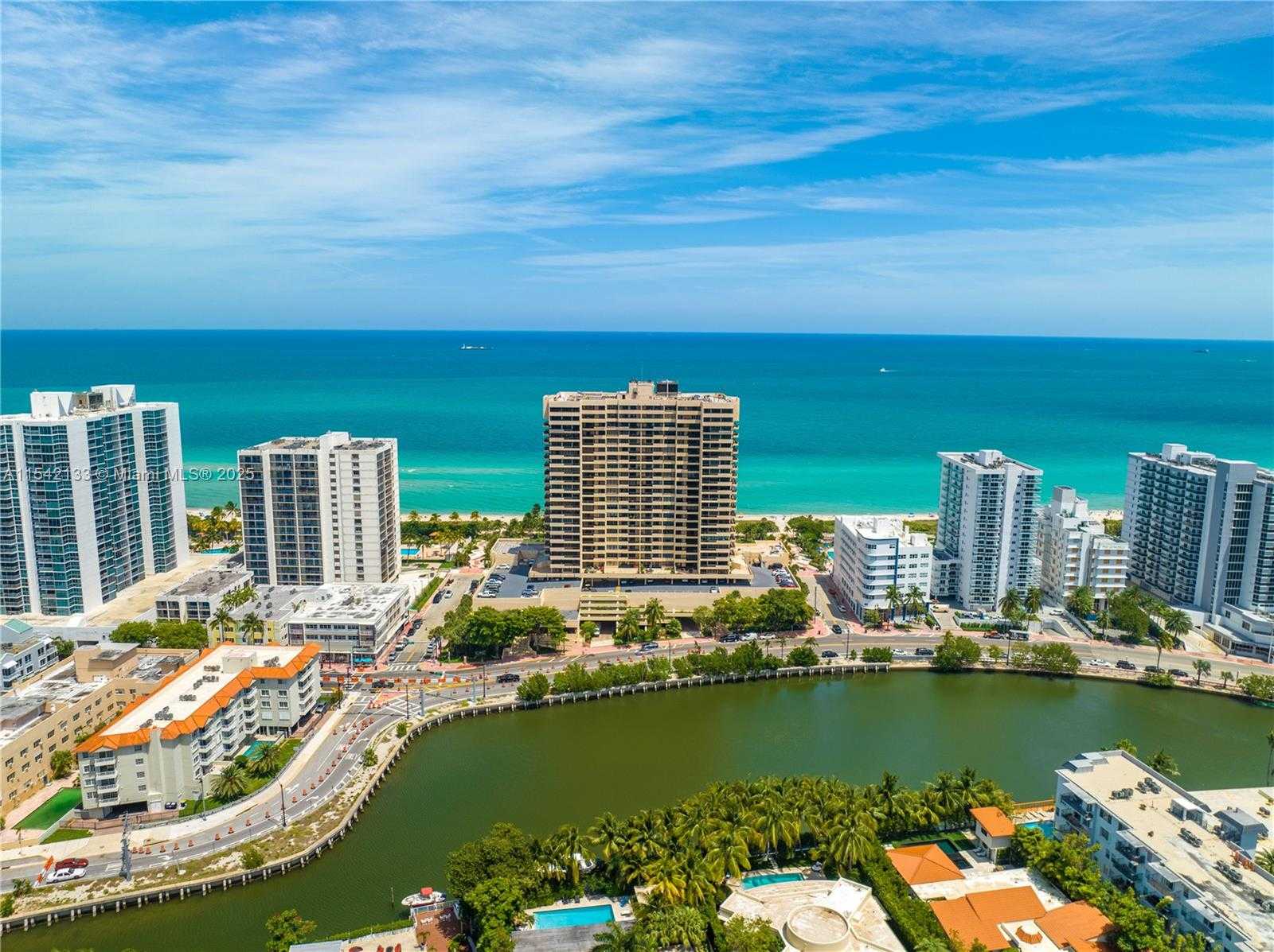 Small Image of 2555 COLLINS AVE #506, Miami Beach Number 29