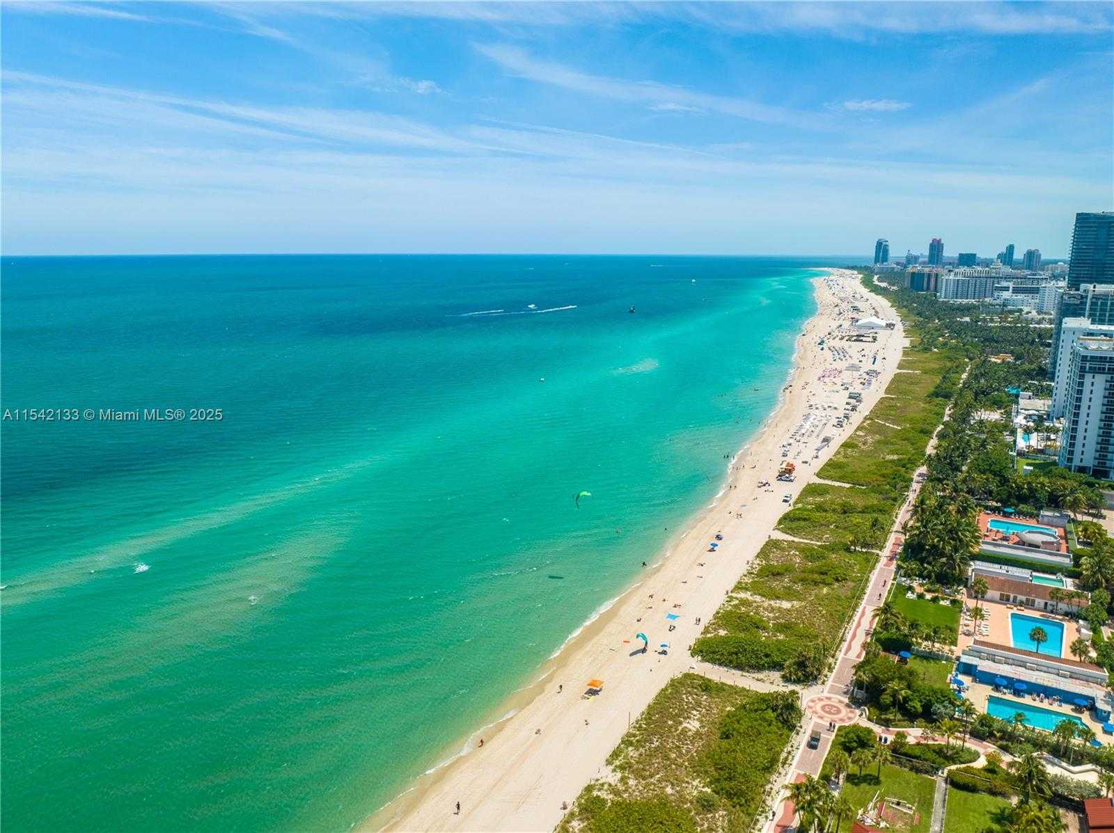 Small Image of 2555 COLLINS AVE #506, Miami Beach Number 31