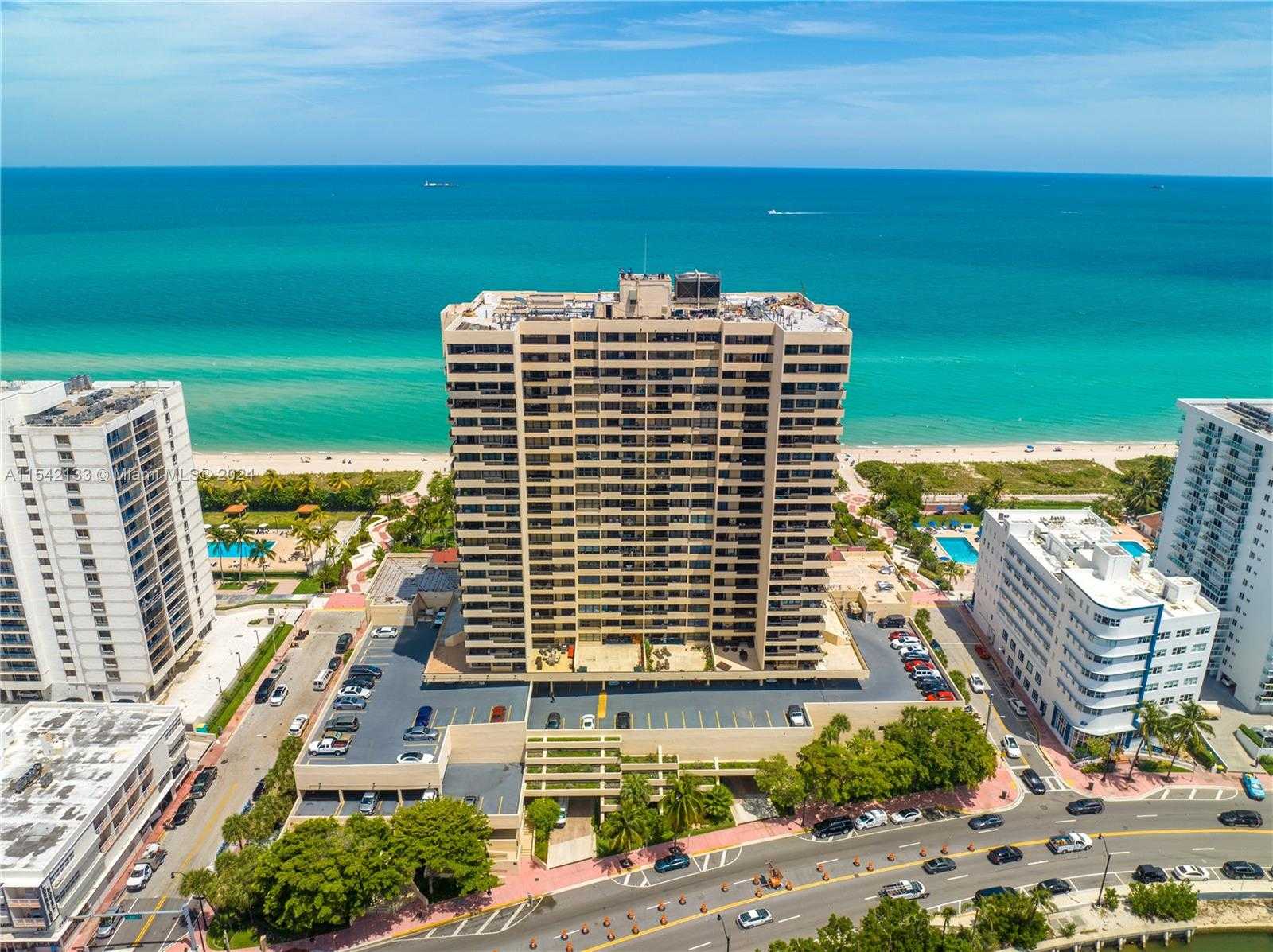 Small Image of 2555 COLLINS AVE #506, Miami Beach Number 44
