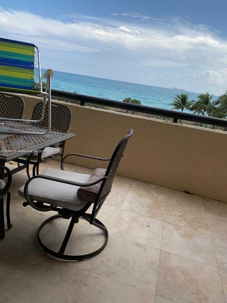 Small Image of 2555 COLLINS AVE #506, Miami Beach Number 9