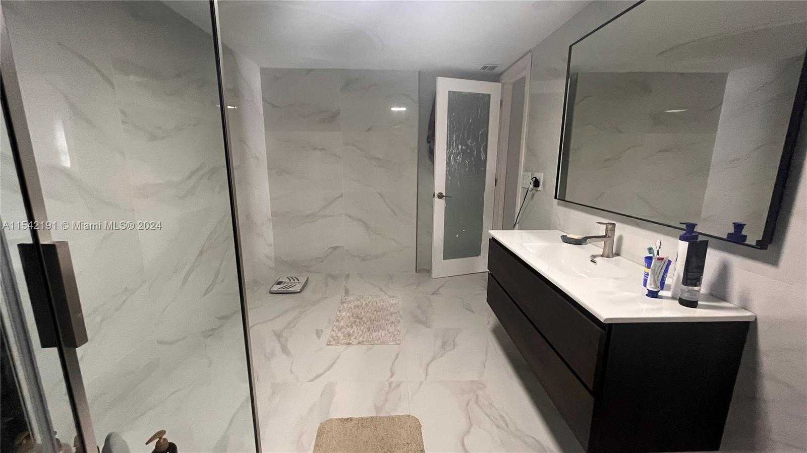 Small Image of 1865 SOUTH OCEAN DR #4F, Hallandale Beach Number 16