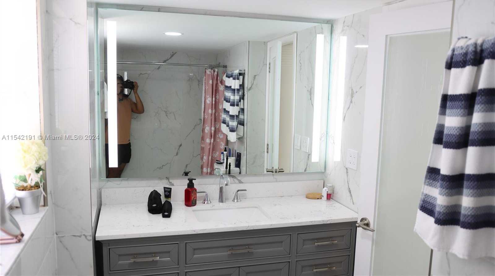 Small Image of 1865 SOUTH OCEAN DR #4F, Hallandale Beach Number 20
