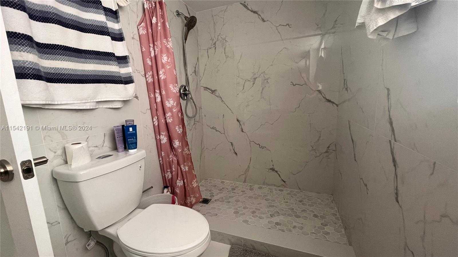 Small Image of 1865 SOUTH OCEAN DR #4F, Hallandale Beach Number 22