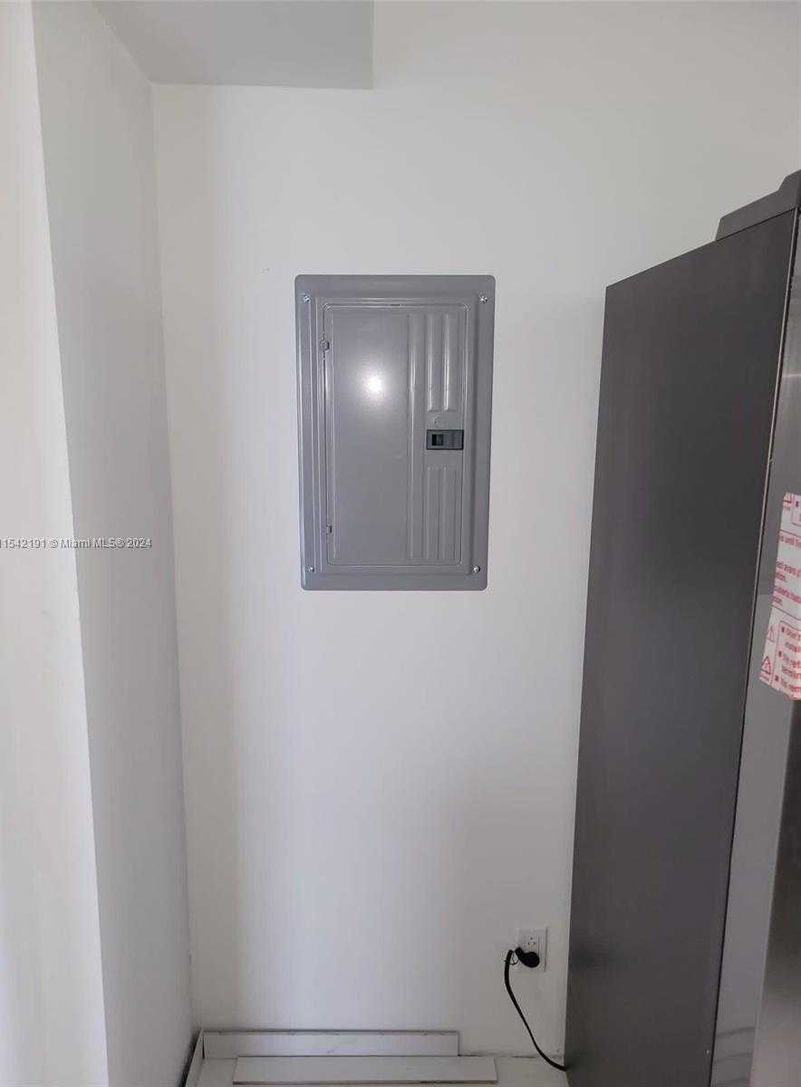 Small Image of 1865 SOUTH OCEAN DR #4F, Hallandale Beach Number 24
