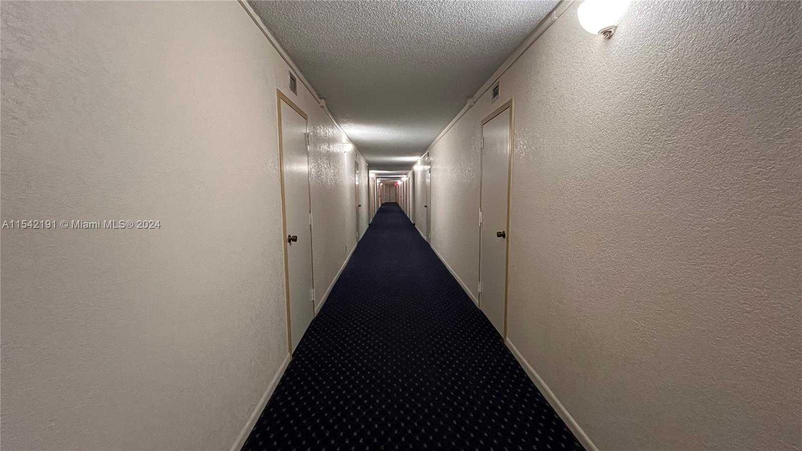 Small Image of 1865 SOUTH OCEAN DR #4F, Hallandale Beach Number 39