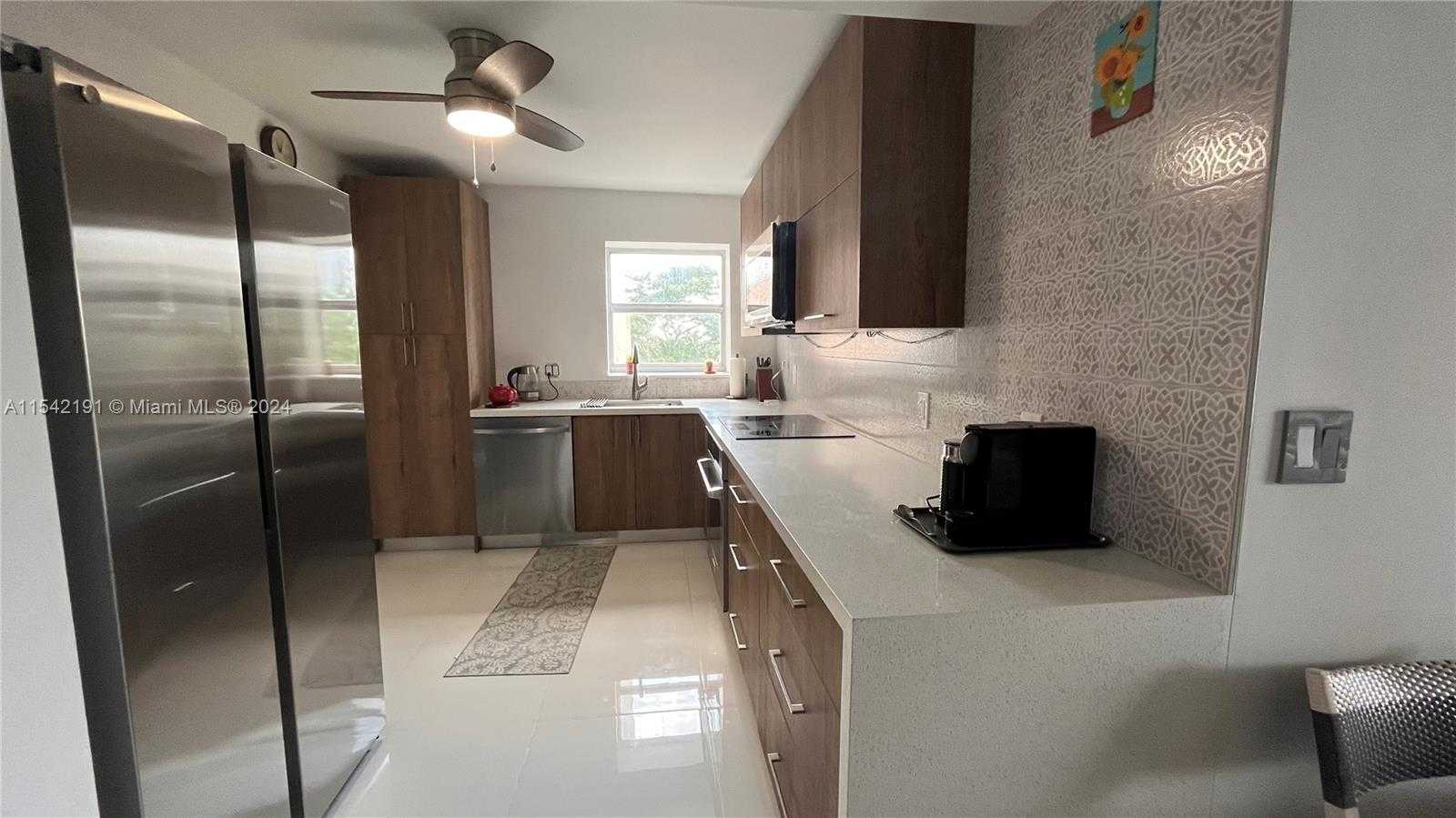 Small Image of 1865 SOUTH OCEAN DR #4F, Hallandale Beach Number 5