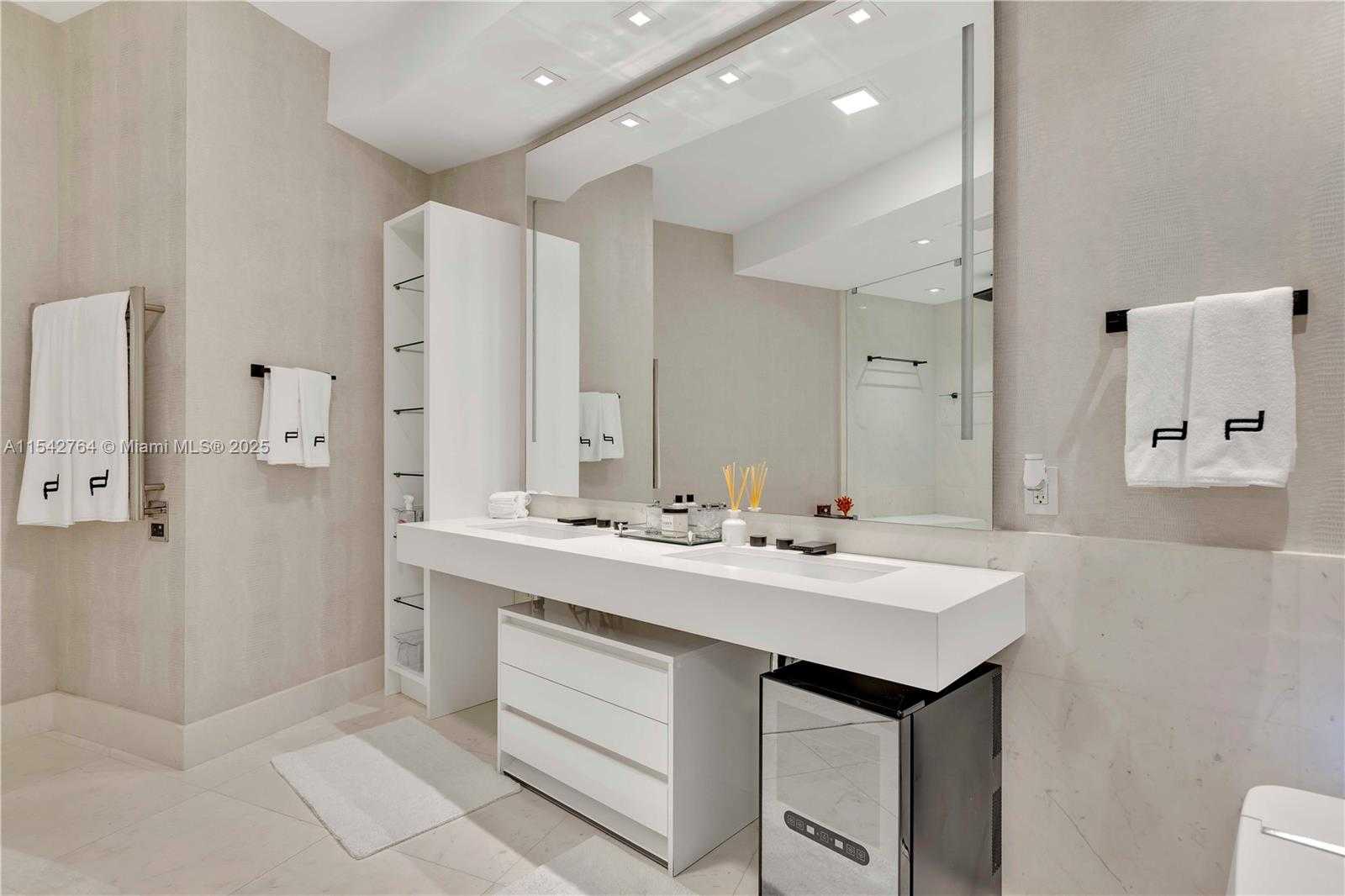 Small Image of 18555 COLLINS AVE #4605, Sunny Isles Beach Number 22