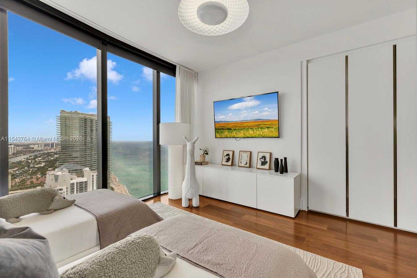 Small Image of 18555 COLLINS AVE #4605, Sunny Isles Beach Number 25