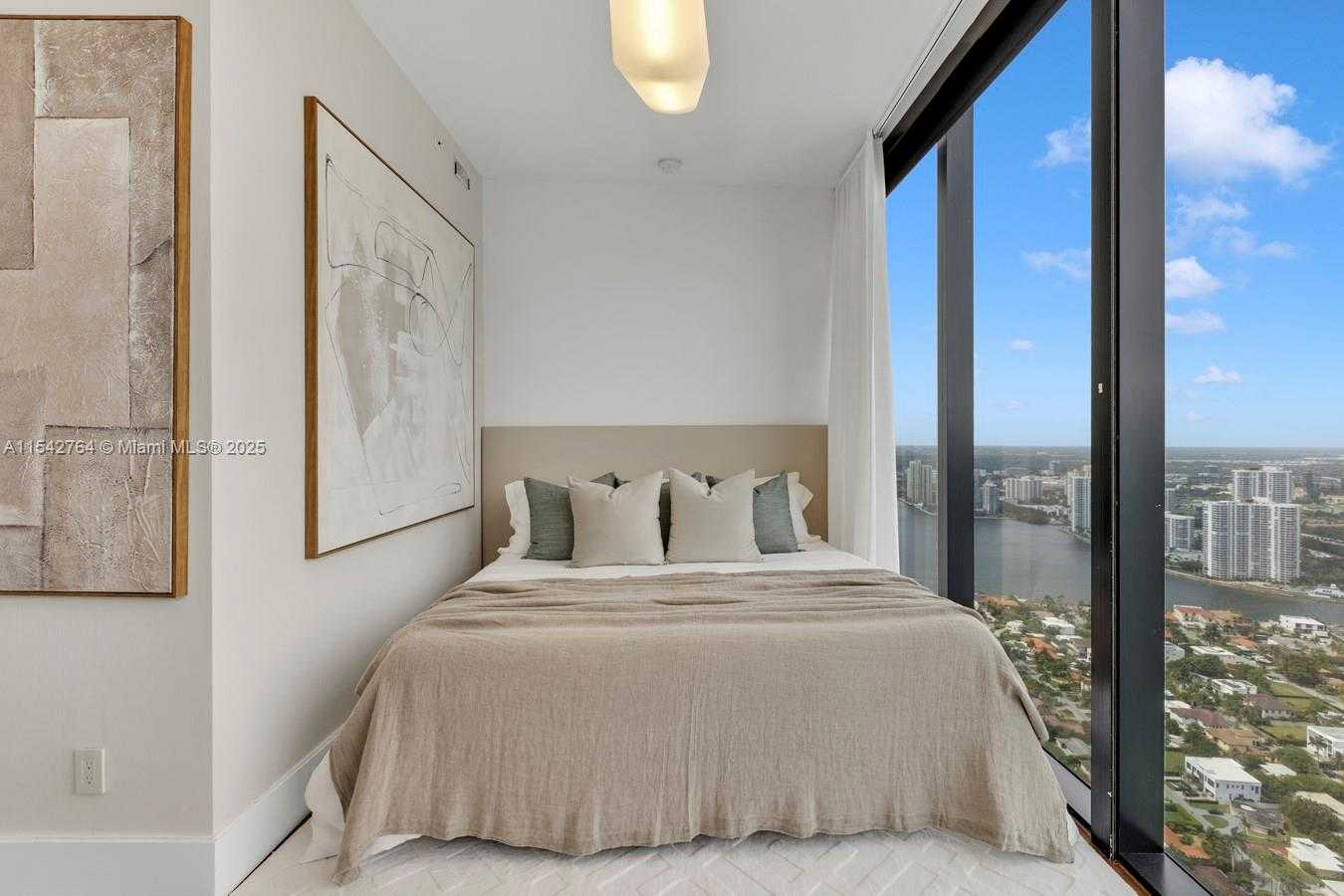 Small Image of 18555 COLLINS AVE #4605, Sunny Isles Beach Number 30