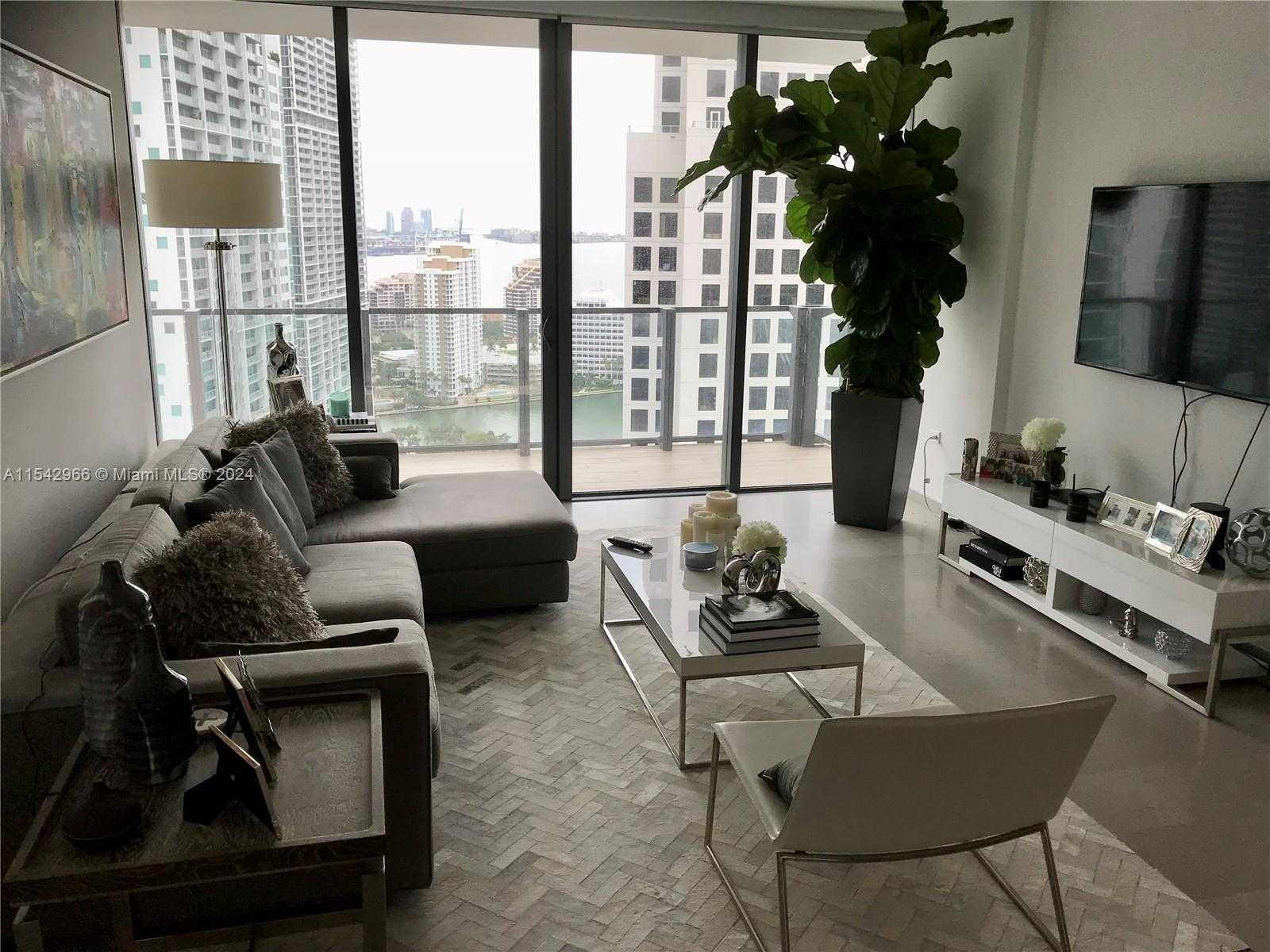 Small Image of 68 SOUTH EAST 6TH ST #2707, Miami Number 18