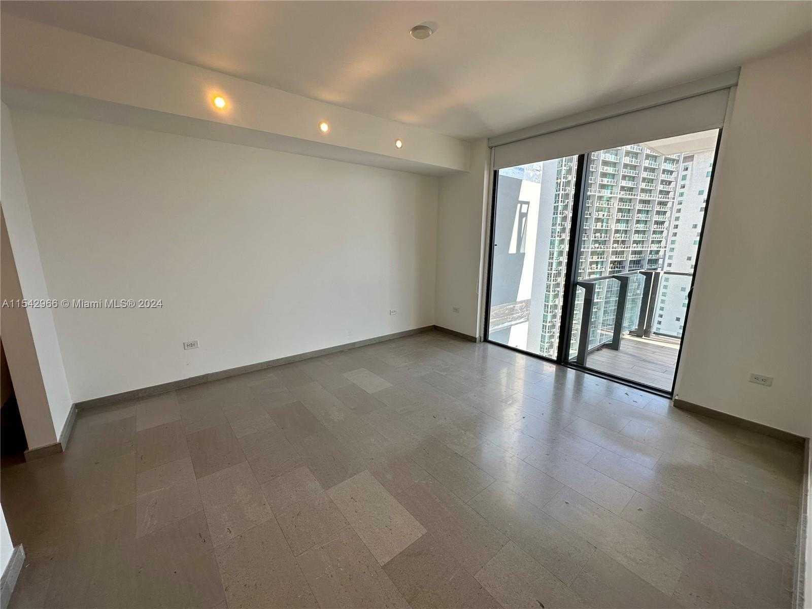 Small Image of 68 SOUTH EAST 6TH ST #2707, Miami Number 23
