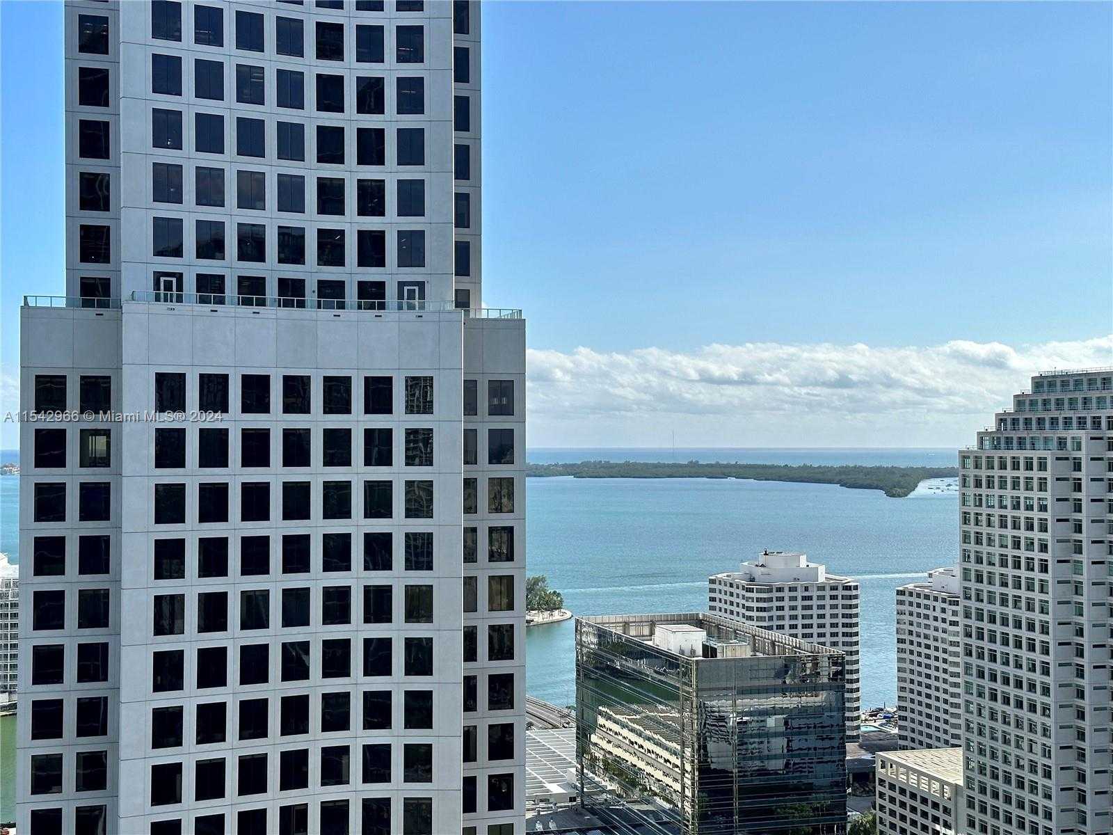 Small Image of 68 SOUTH EAST 6TH ST #2707, Miami Number 3