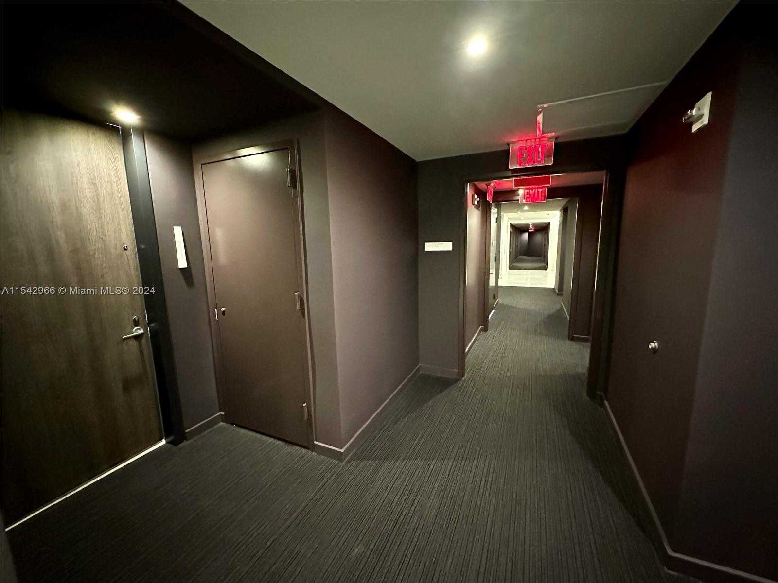 Small Image of 68 SOUTH EAST 6TH ST #2707, Miami Number 33