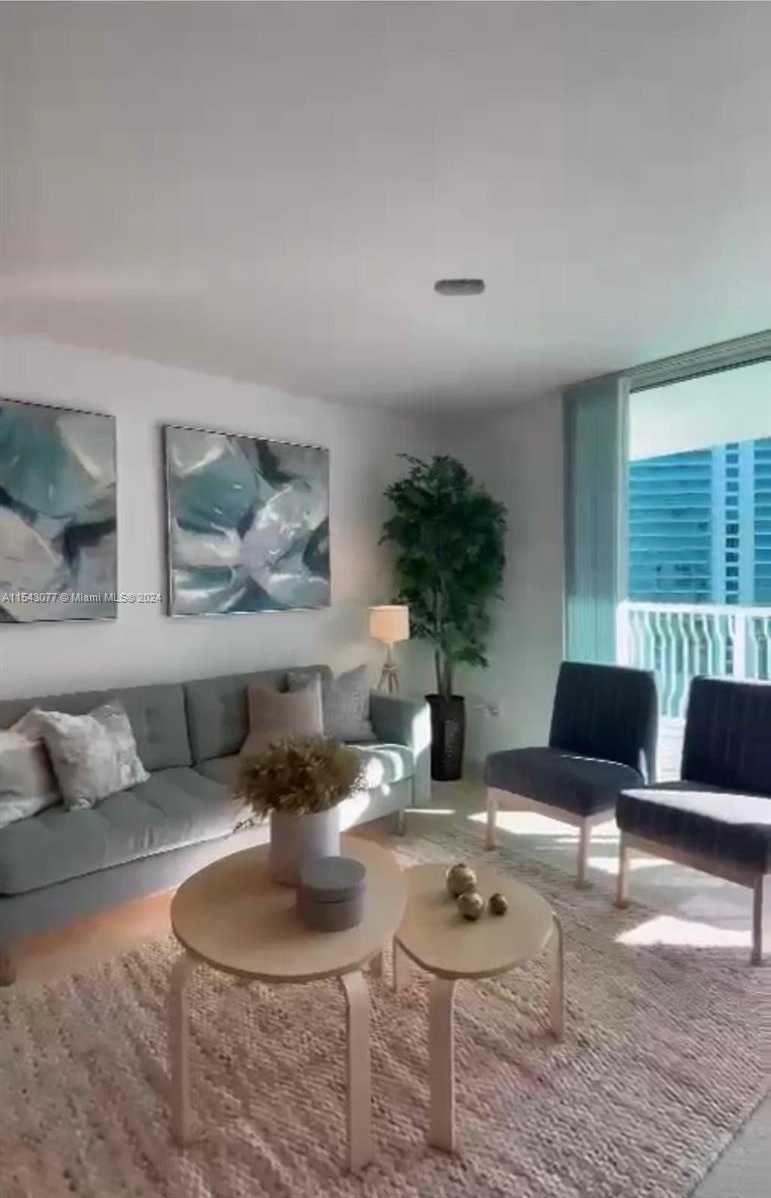 Small Image of 1200 BRICKELL BAY DR #3119, Miami Number 11