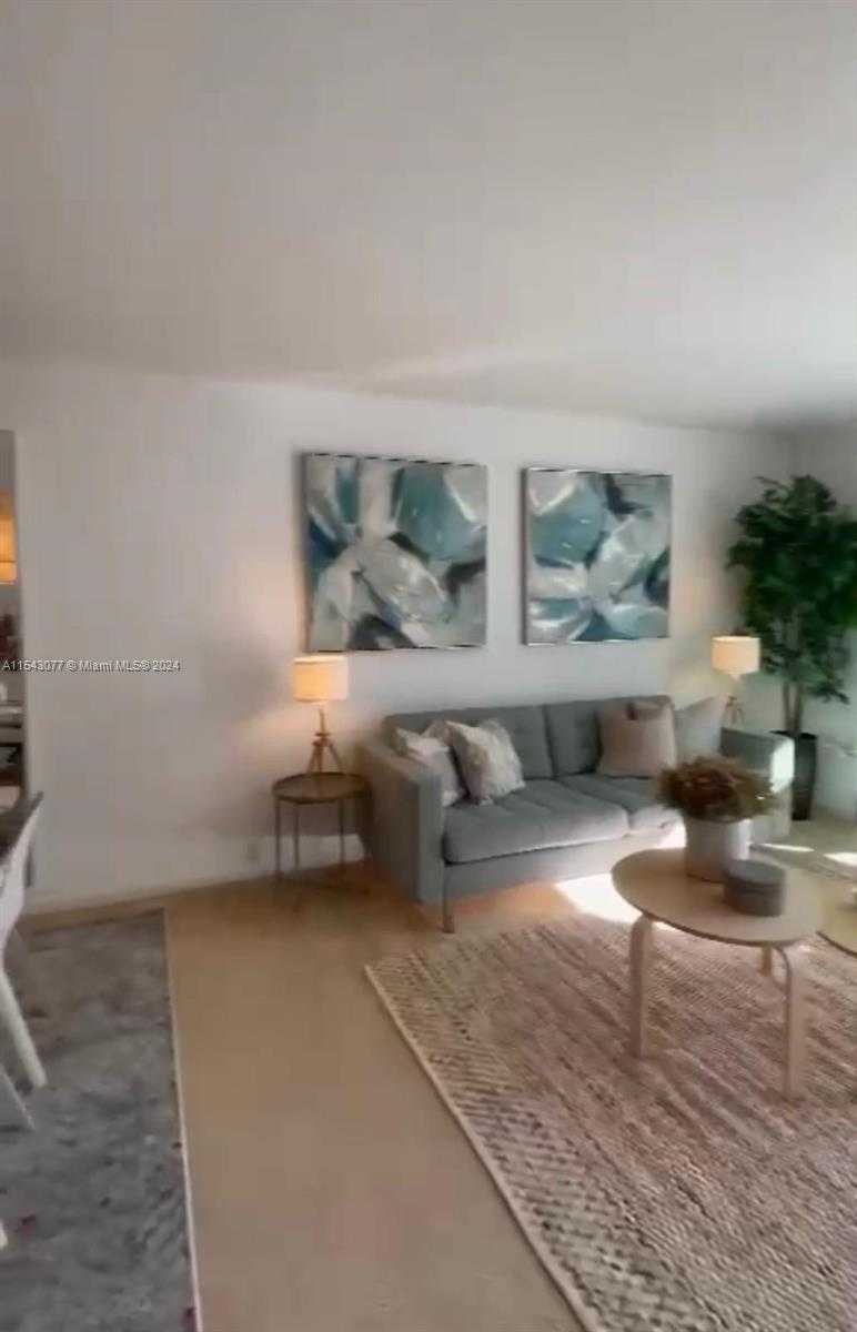 Small Image of 1200 BRICKELL BAY DR #3119, Miami Number 12