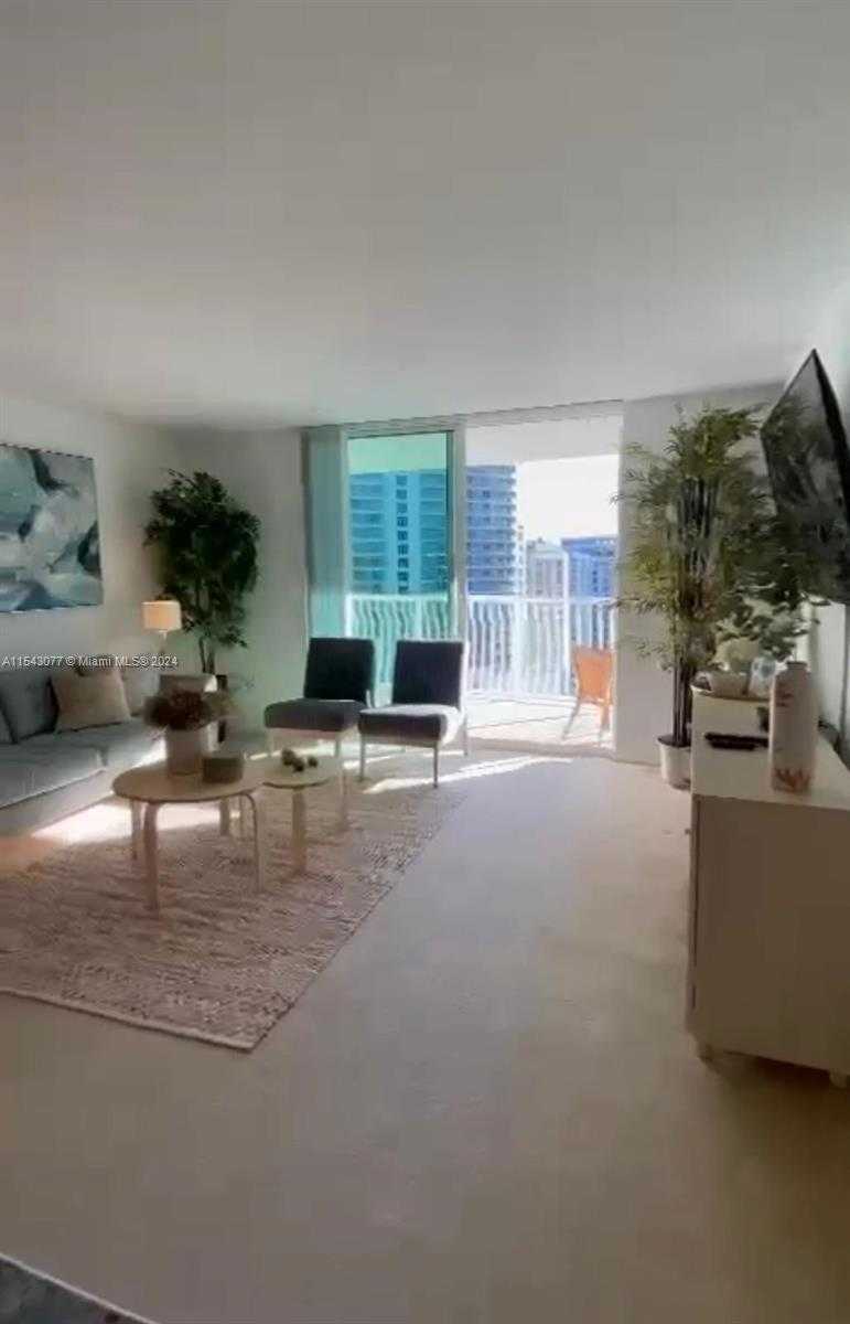 Small Image of 1200 BRICKELL BAY DR #3119, Miami Number 13