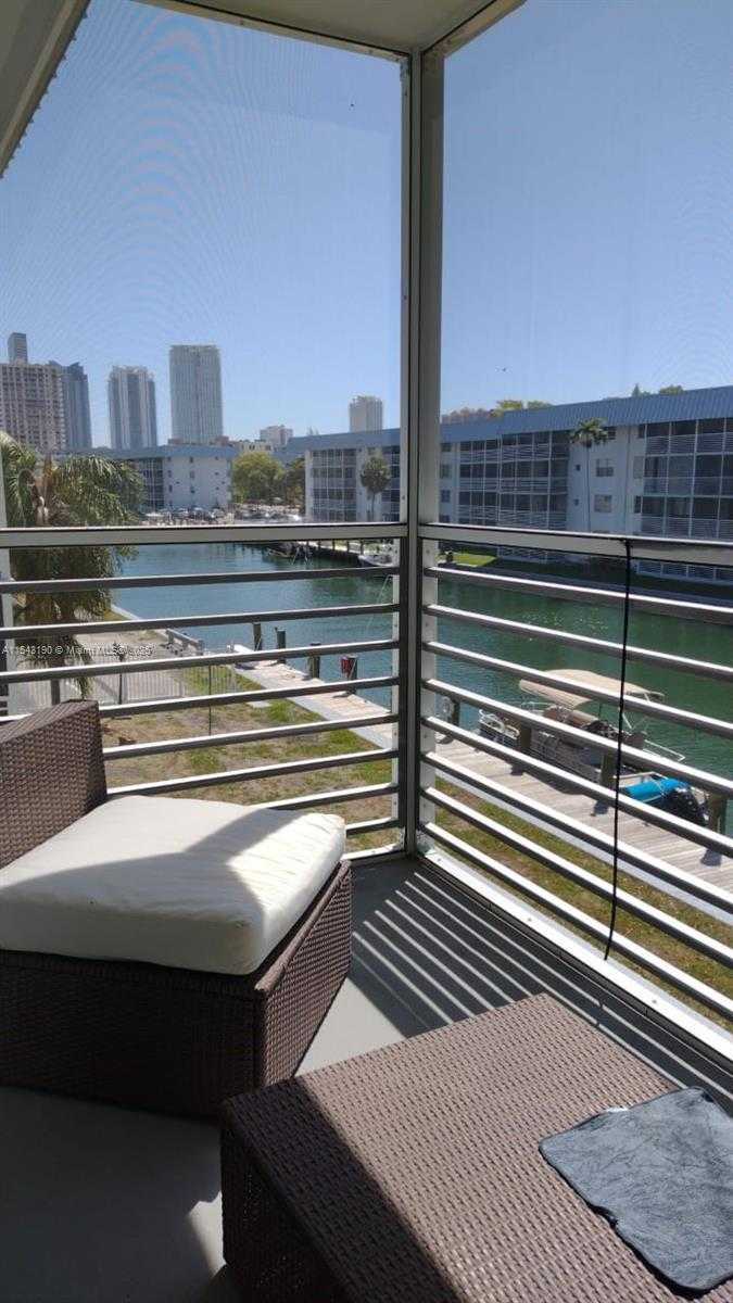 Small Image of 3600 #310, North Miami Beach Number 3